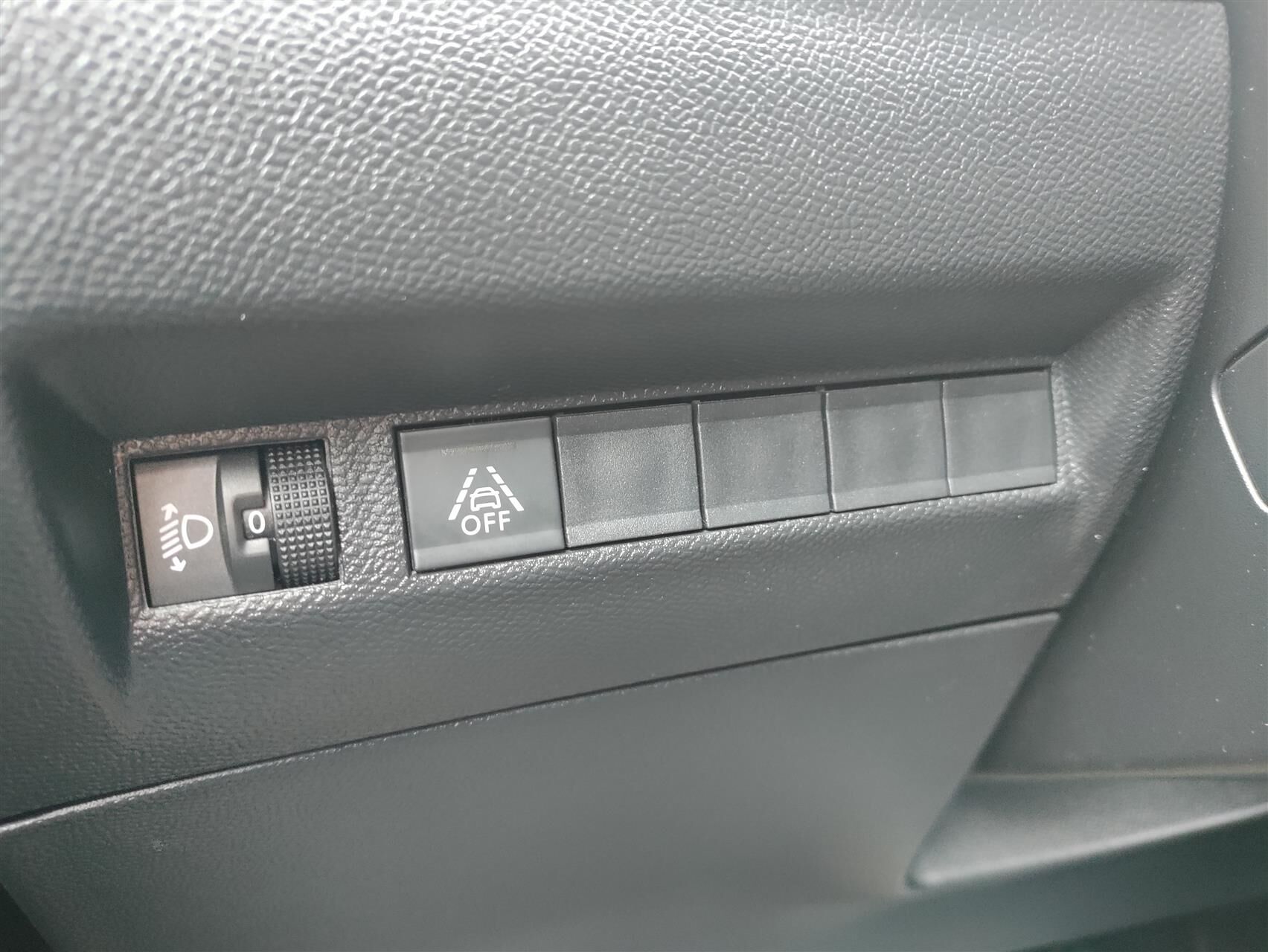 Billede af Peugeot 2008 1,2 PureTech Selection Sport 130HK 5d
