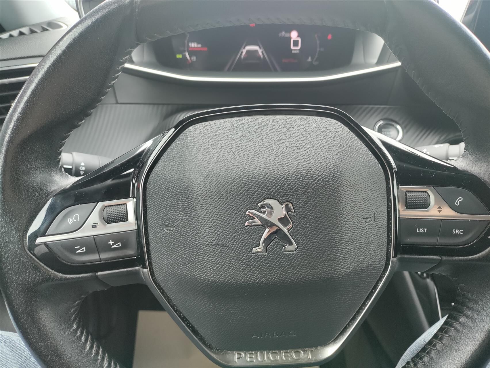 Billede af Peugeot 2008 1,2 PureTech Selection Sport 130HK 5d