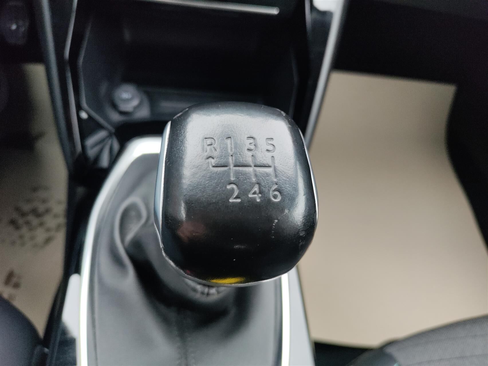 Billede af Peugeot 2008 1,2 PureTech Selection Sport 130HK 5d