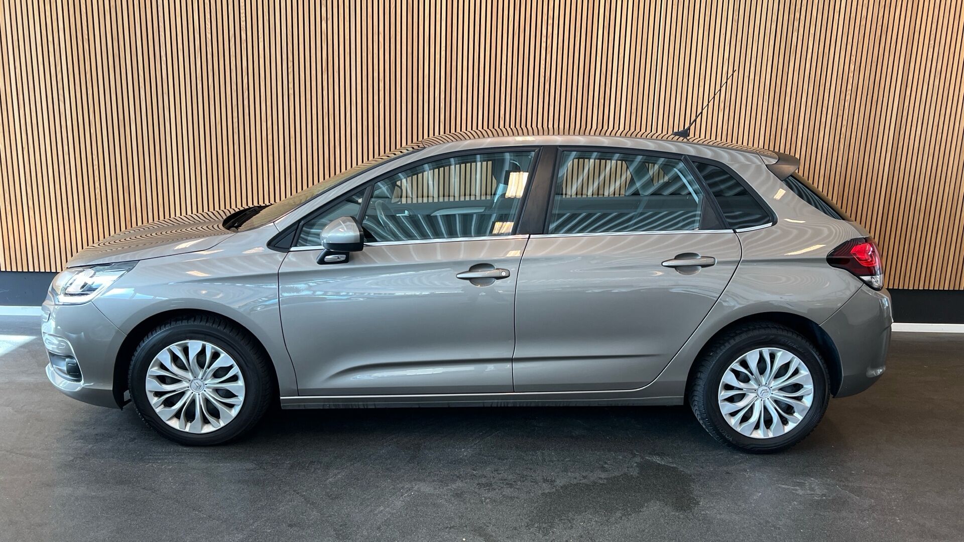Billede af Citroën C4 1,6 Blue HDi Extravaganza start/stop 100HK 5d