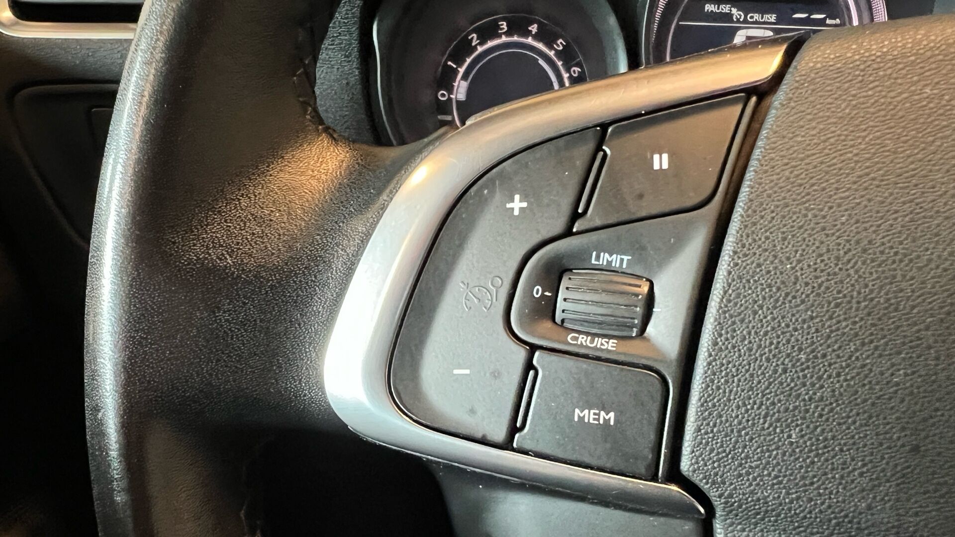 Billede af Citroën C4 1,6 Blue HDi Extravaganza start/stop 100HK 5d