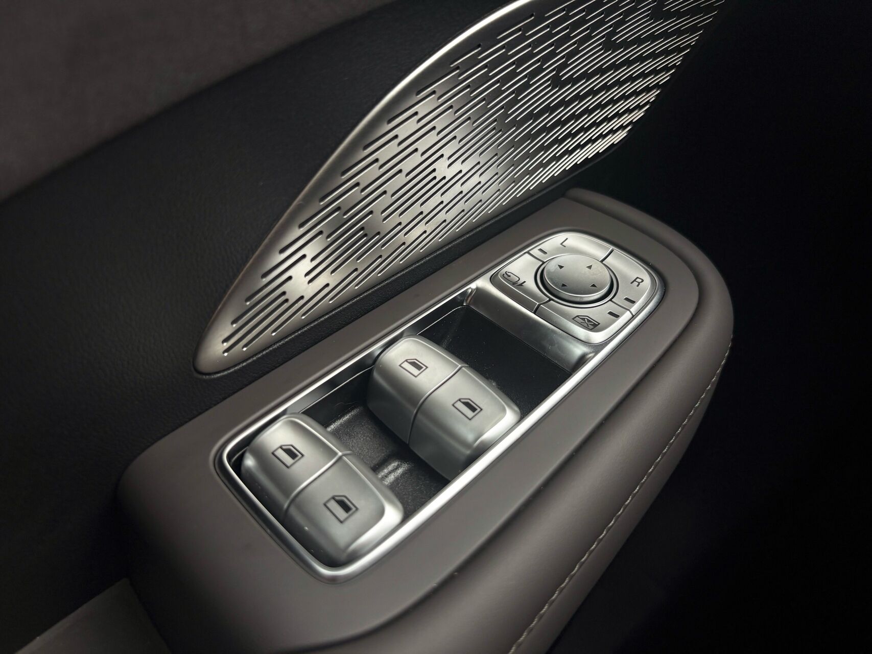 Billede af MG MGS6 Electric Long Range Luxury 245HK 5d Aut.