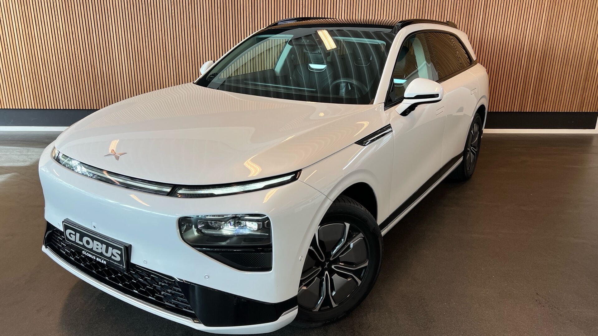 Billede af Xpeng G9 EL Standard Range 313HK 5d Aut.