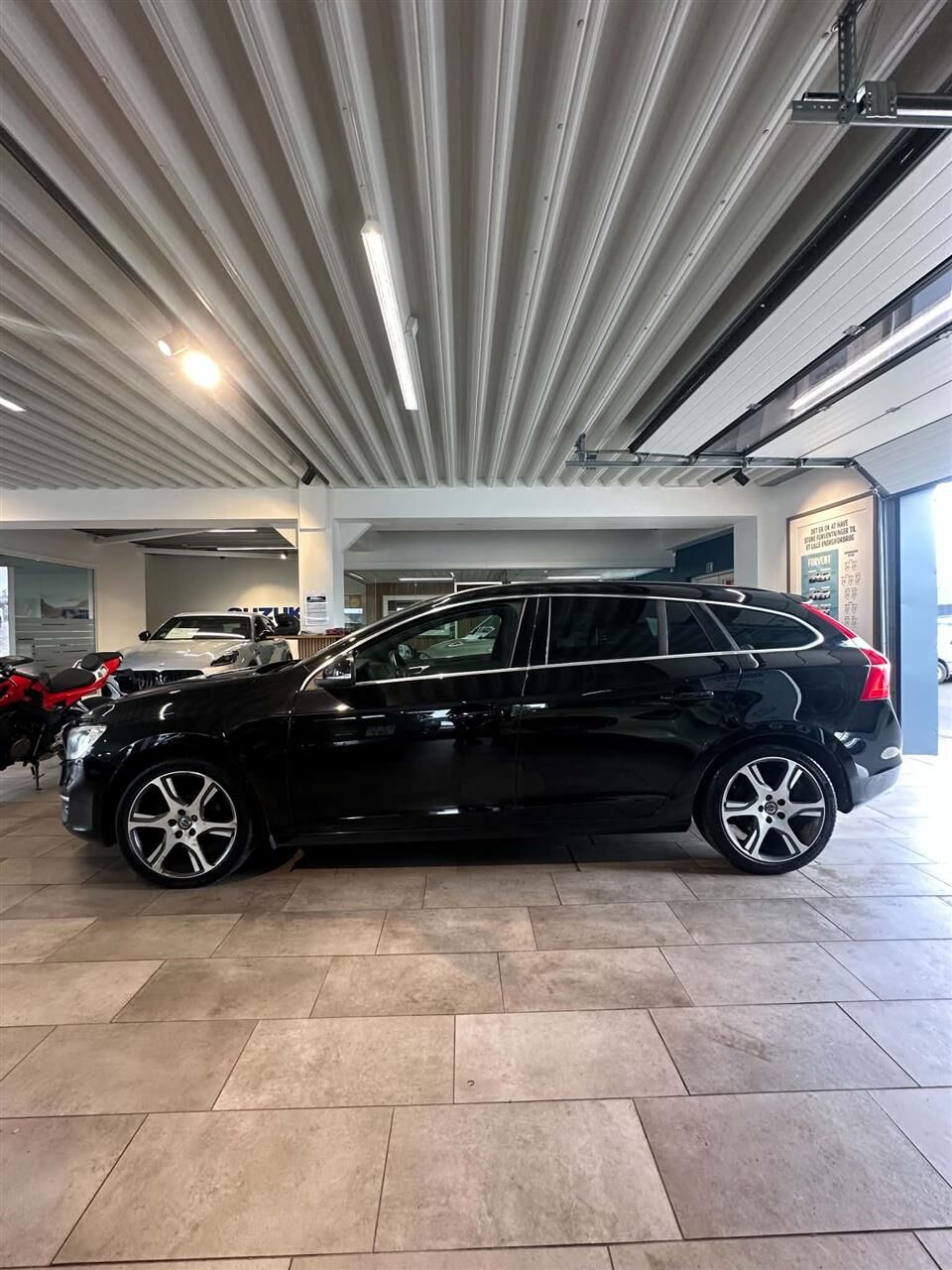 Billede af Volvo V60 2,0 D4 Ocean Race 200HK Stc 8g Aut.