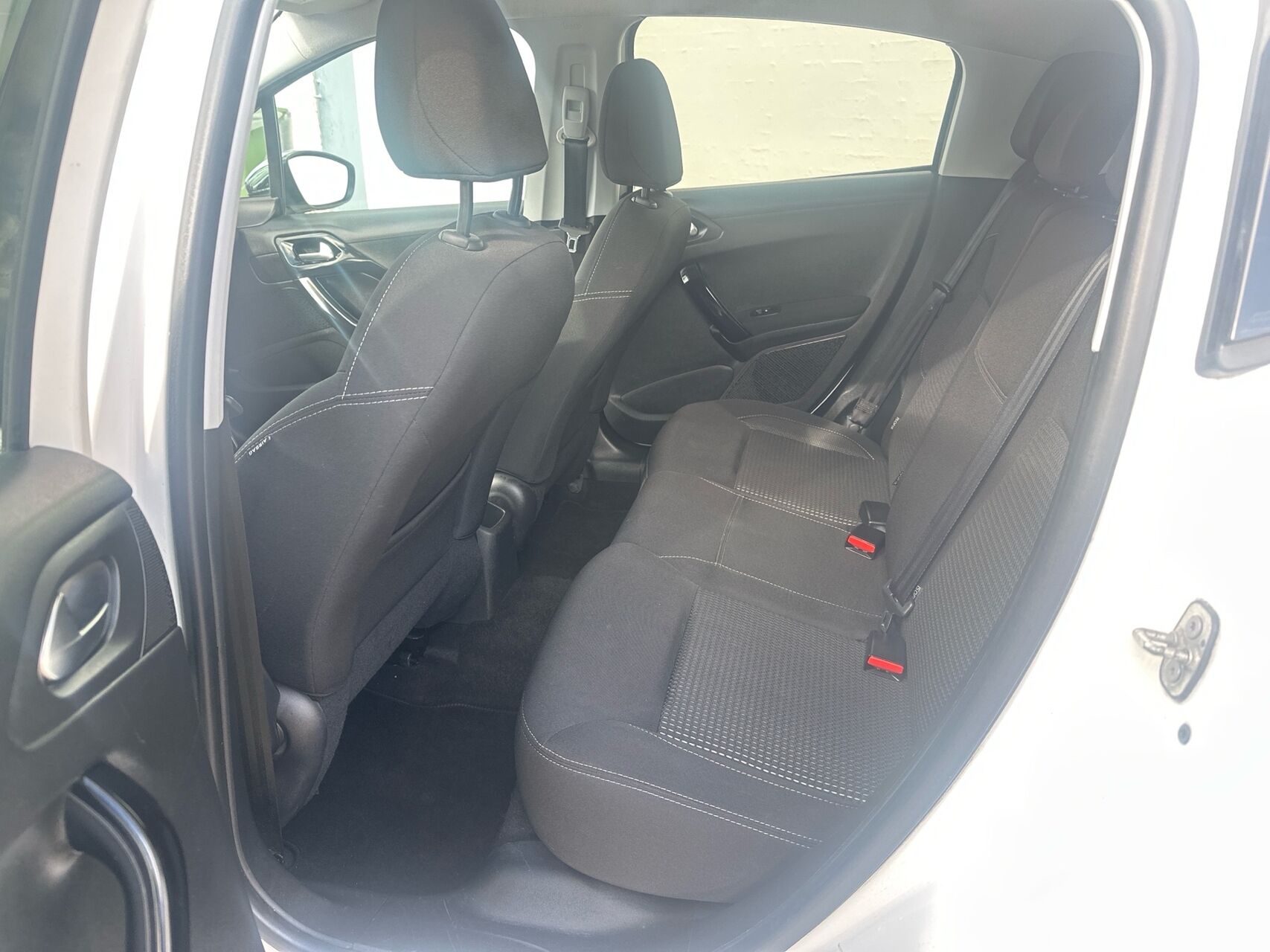 Billede af Peugeot 208 1,2 VTi Allure 82HK 5d