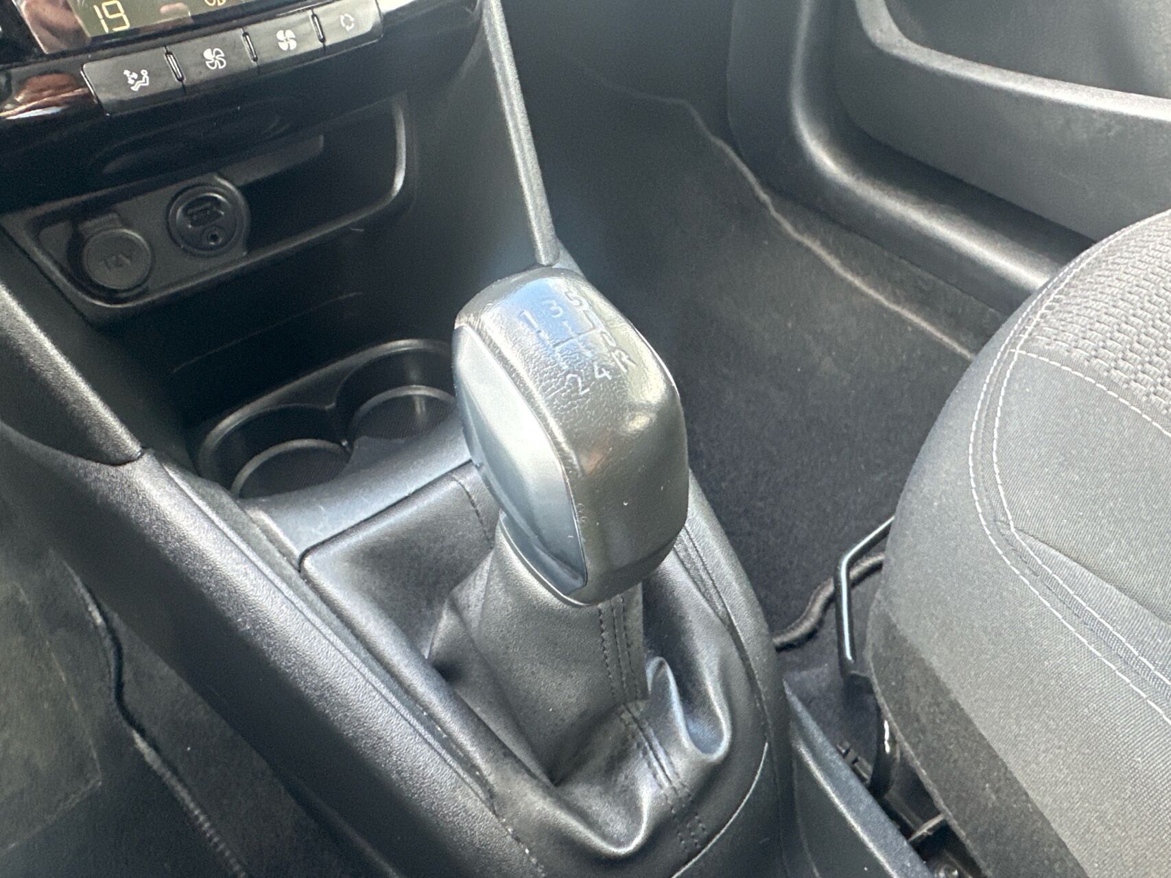 Billede af Peugeot 208 1,2 VTi Allure 82HK 5d