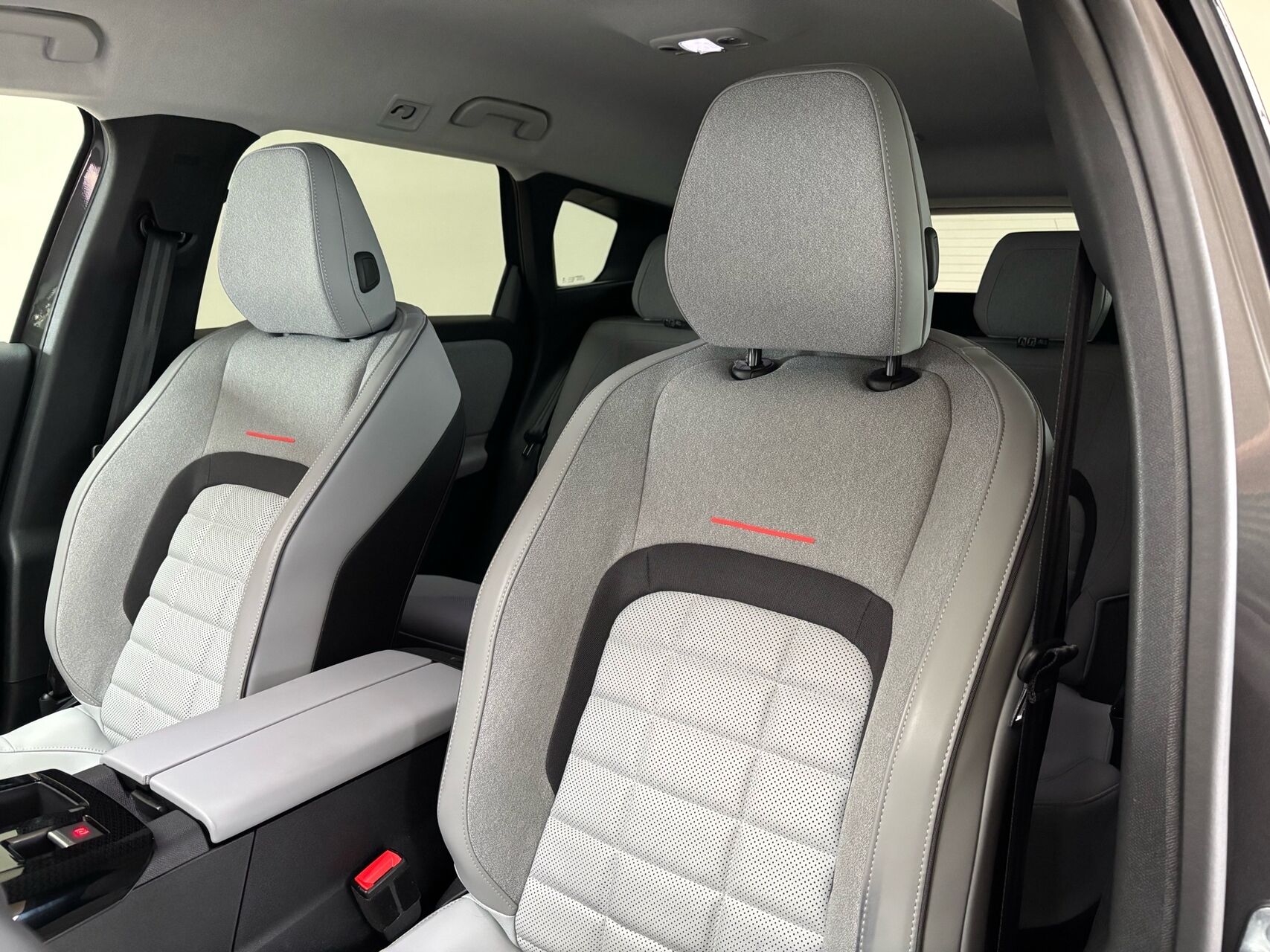 Billede af Citroën e-C5 Aircross EL VTR Sport 210HK 5d Aut.