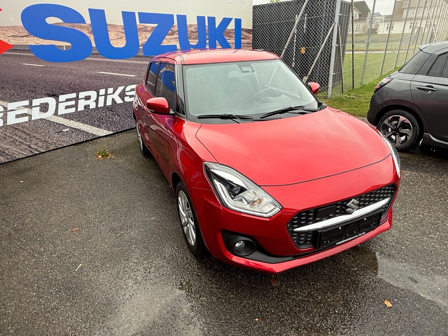 Billede af Suzuki Swift 1,2 Dualjet  Mild hybrid Exclusive AEB CVT 83HK 5d Trinl. Gear