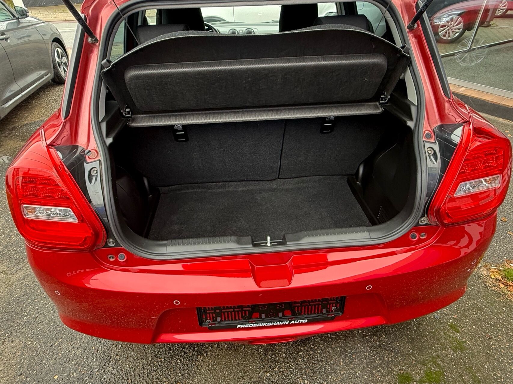 Billede af Suzuki Swift 1,2 Dualjet  Mild hybrid Exclusive AEB CVT 83HK 5d Trinl. Gear