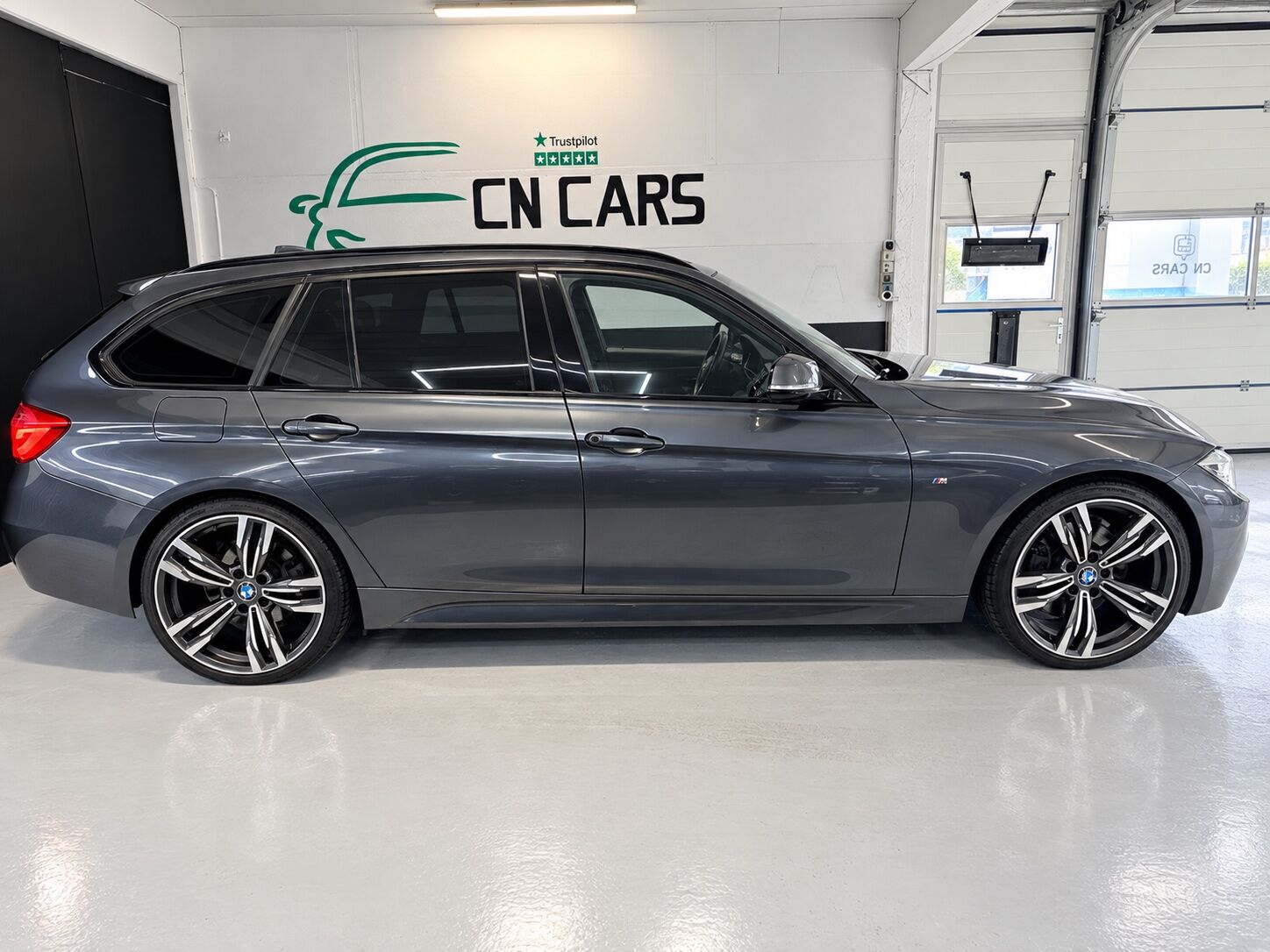 Billede af BMW 320i Touring 2,0 M-Sport Steptronic 184HK Stc 8g Aut.