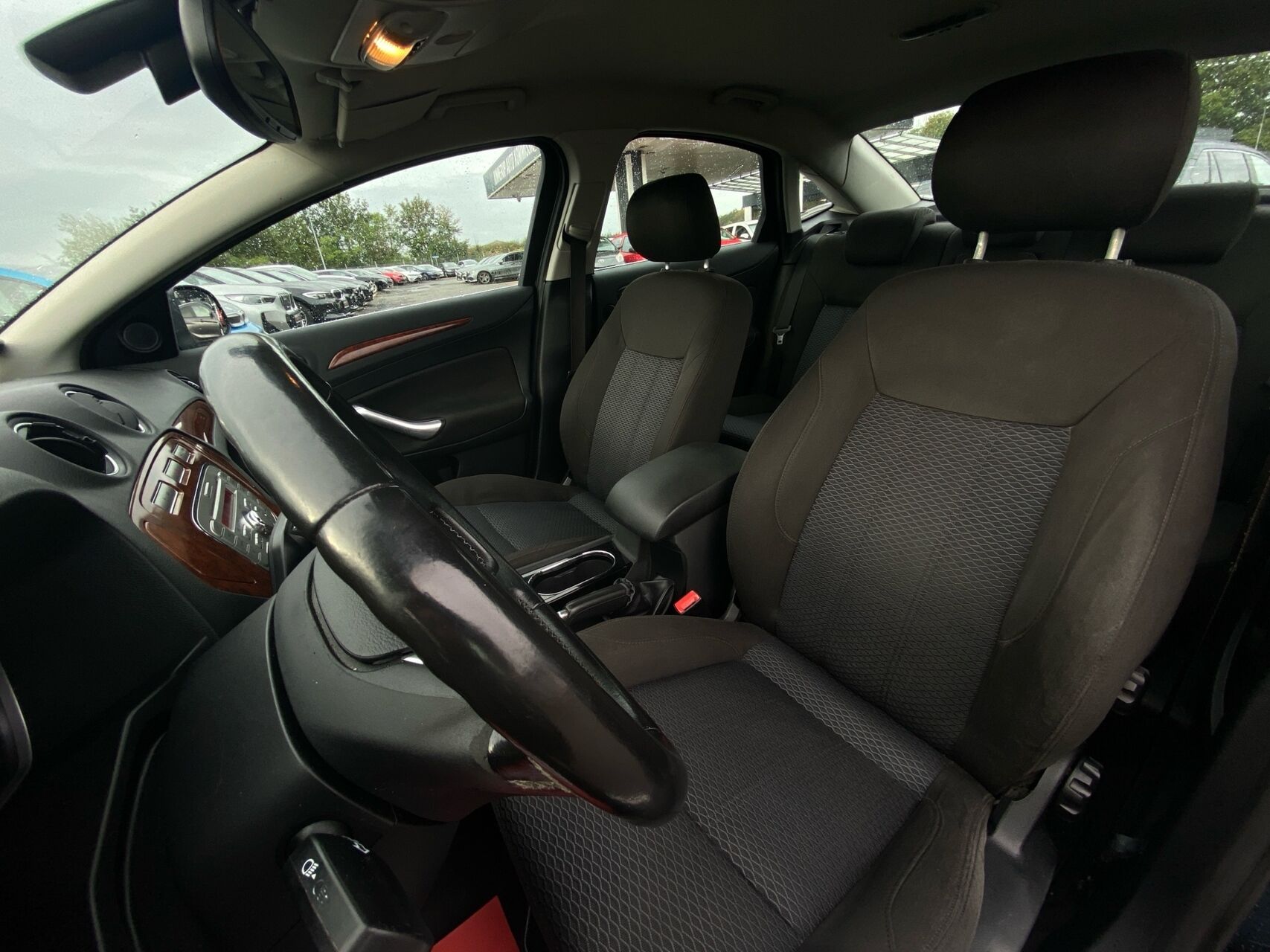 Billede af Ford Mondeo 2,0 Ghia 145HK