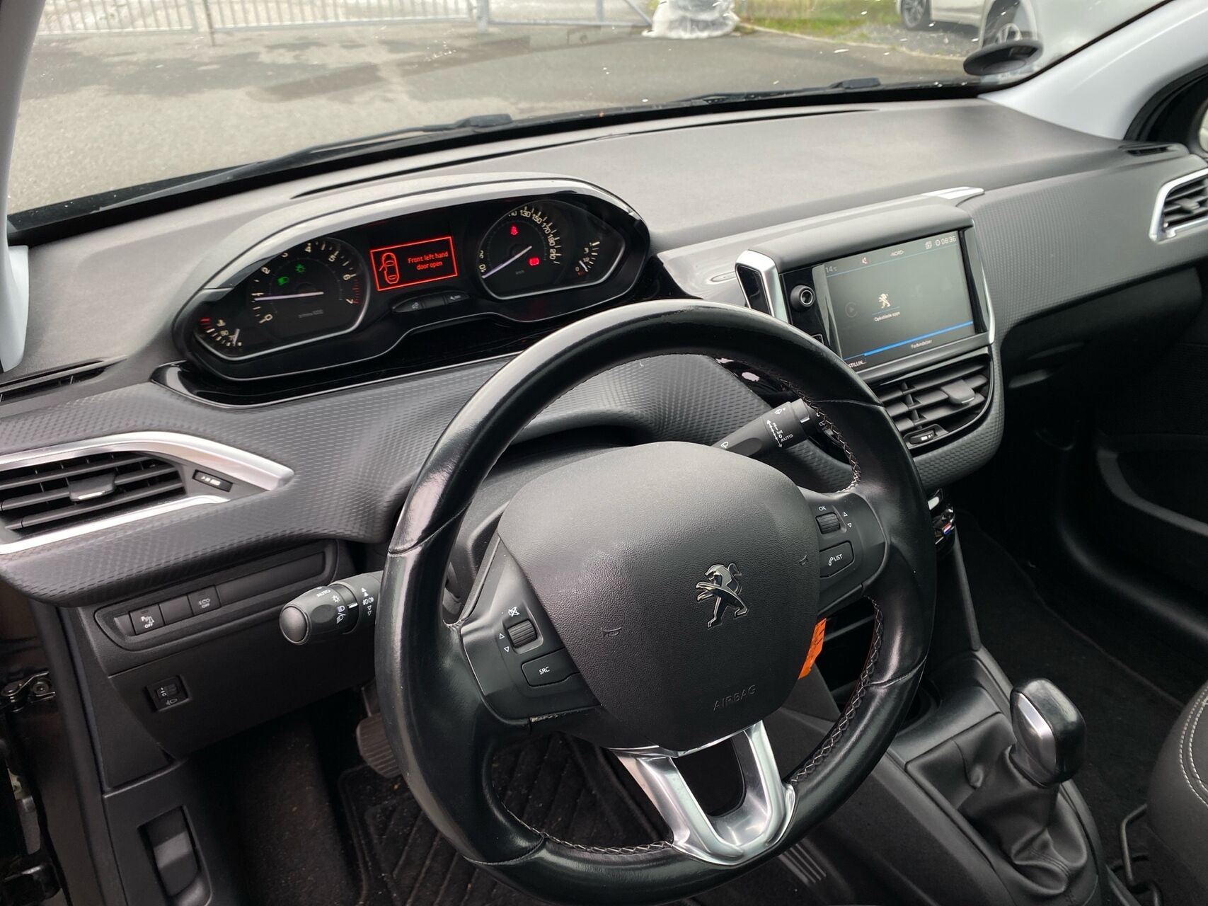 Billede af Peugeot 208 1,2 PureTech Selection Sky 82HK 5d