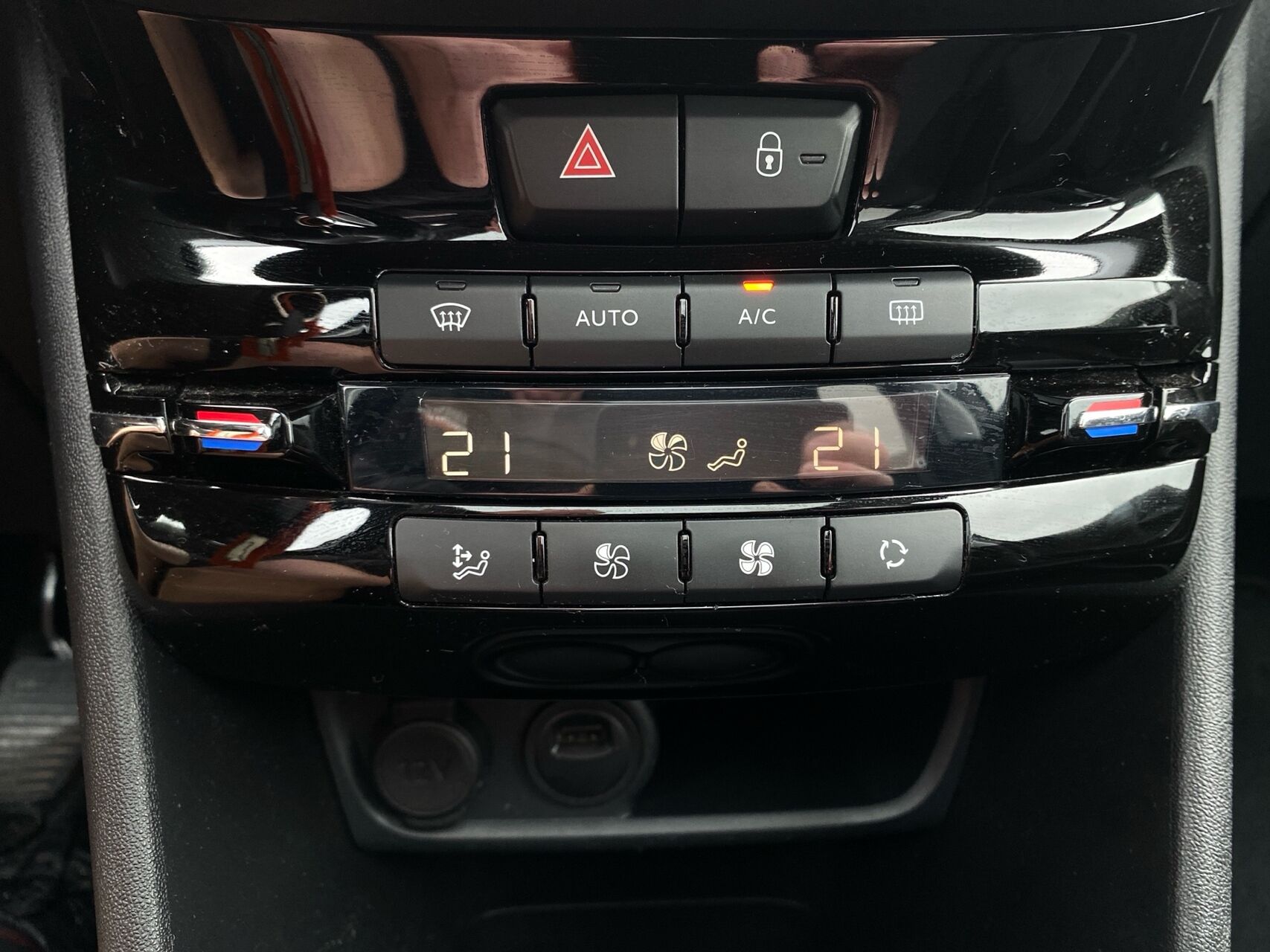 Billede af Peugeot 208 1,2 PureTech Selection Sky 82HK 5d