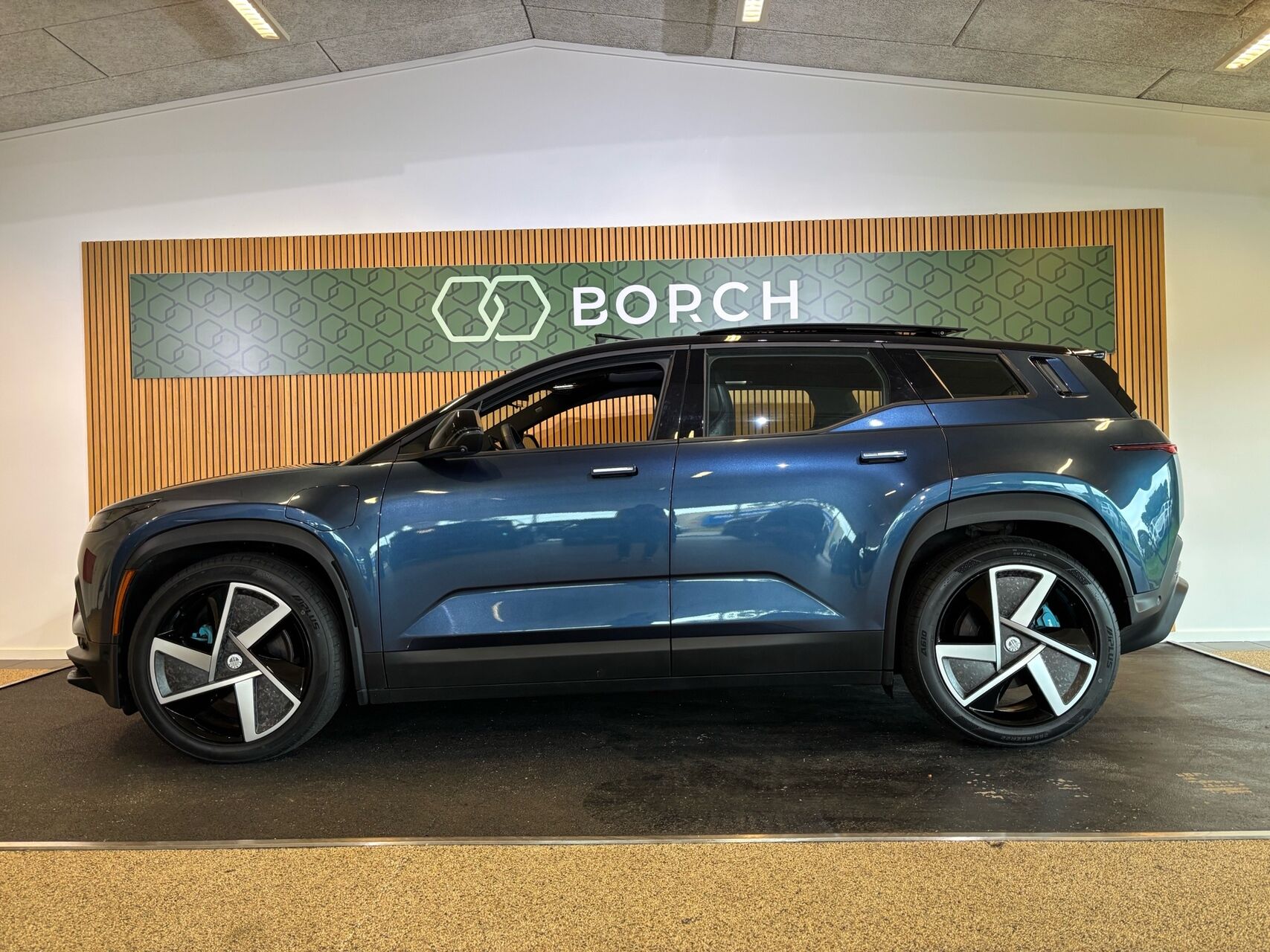 Billede af Fisker Ocean EL One 4x4 557HK 5d Aut.