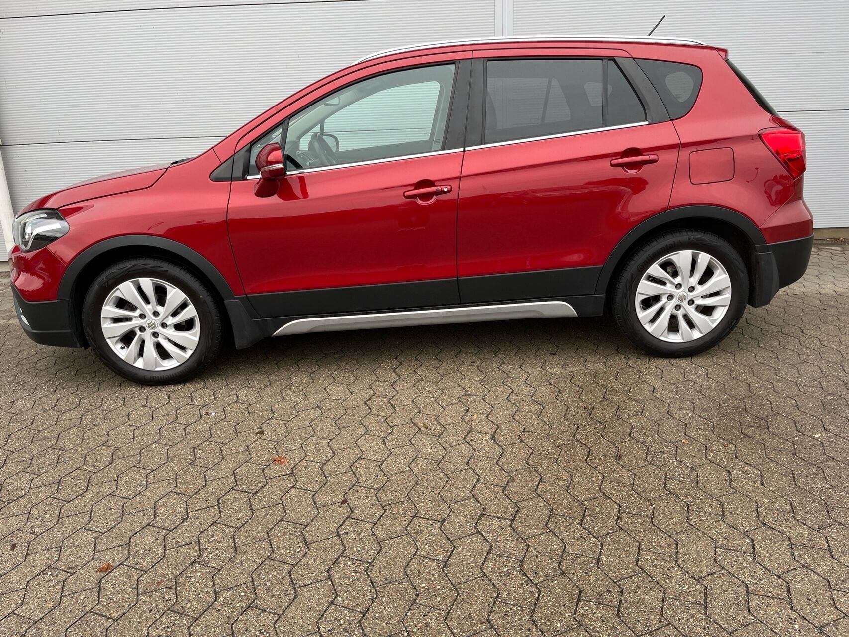 Billede af Suzuki S-Cross 1,0 Boosterjet Active 112HK 5d 6g Aut.