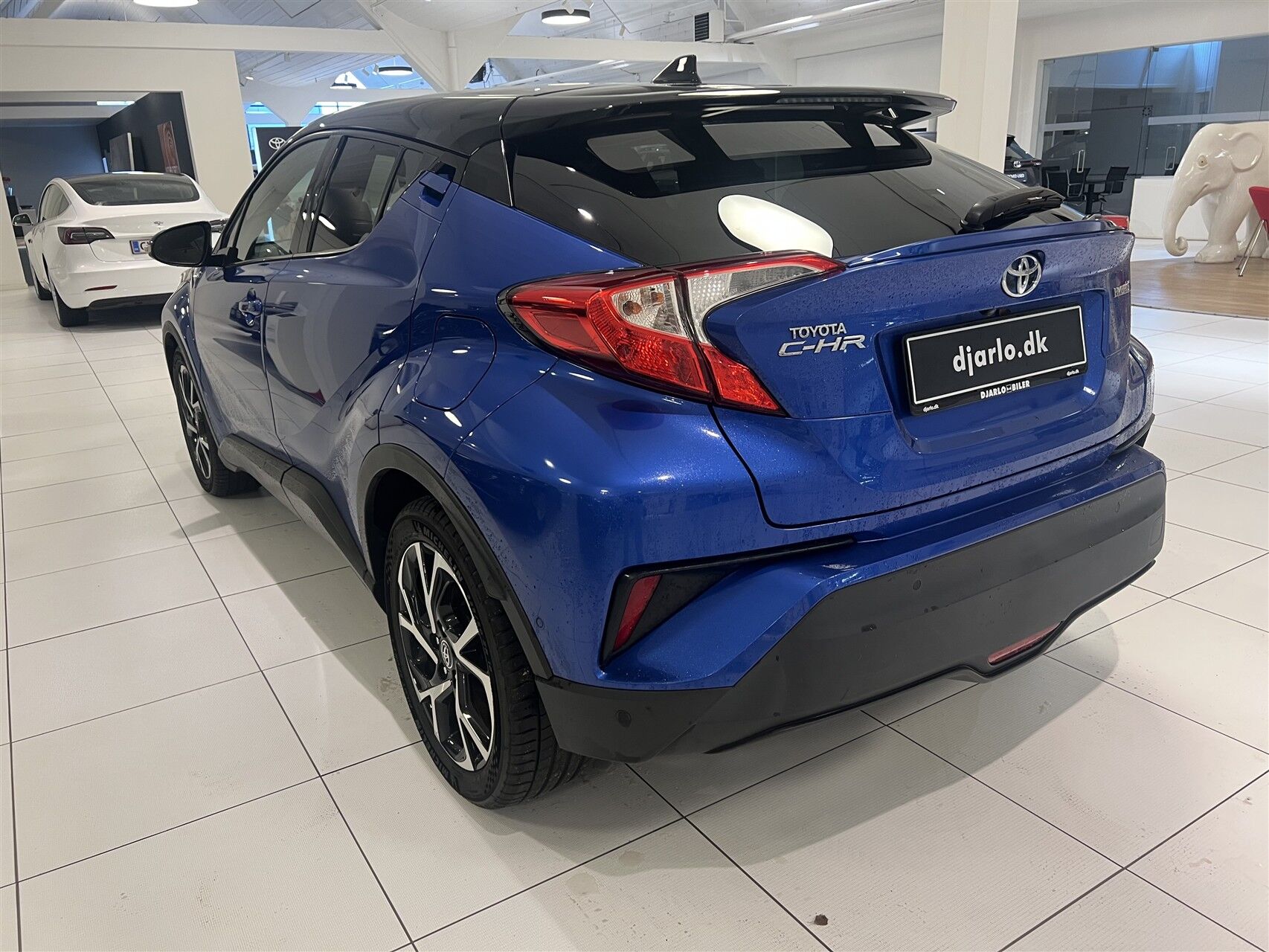 Billede af Toyota C-HR 1,8 Hybrid C-ULT Smart Multidrive S 122HK 5d Aut.