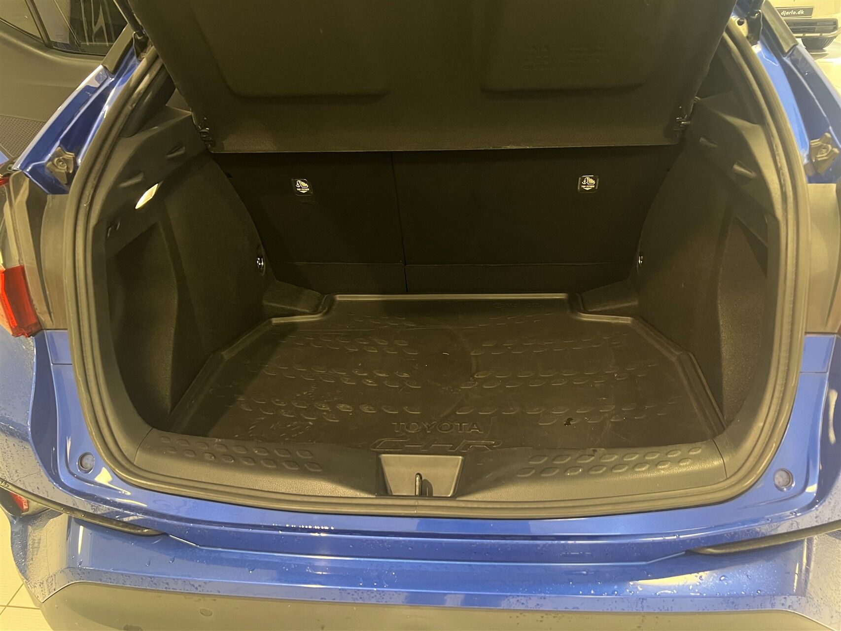 Billede af Toyota C-HR 1,8 Hybrid C-ULT Smart Multidrive S 122HK 5d Aut.