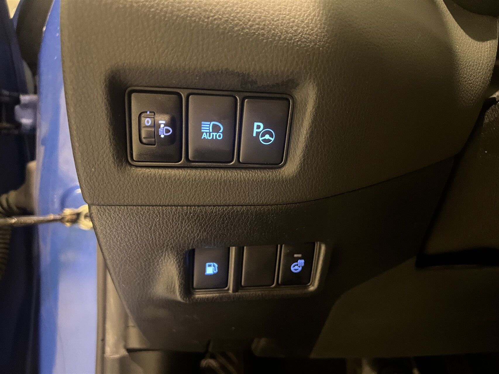 Billede af Toyota C-HR 1,8 Hybrid C-ULT Smart Multidrive S 122HK 5d Aut.