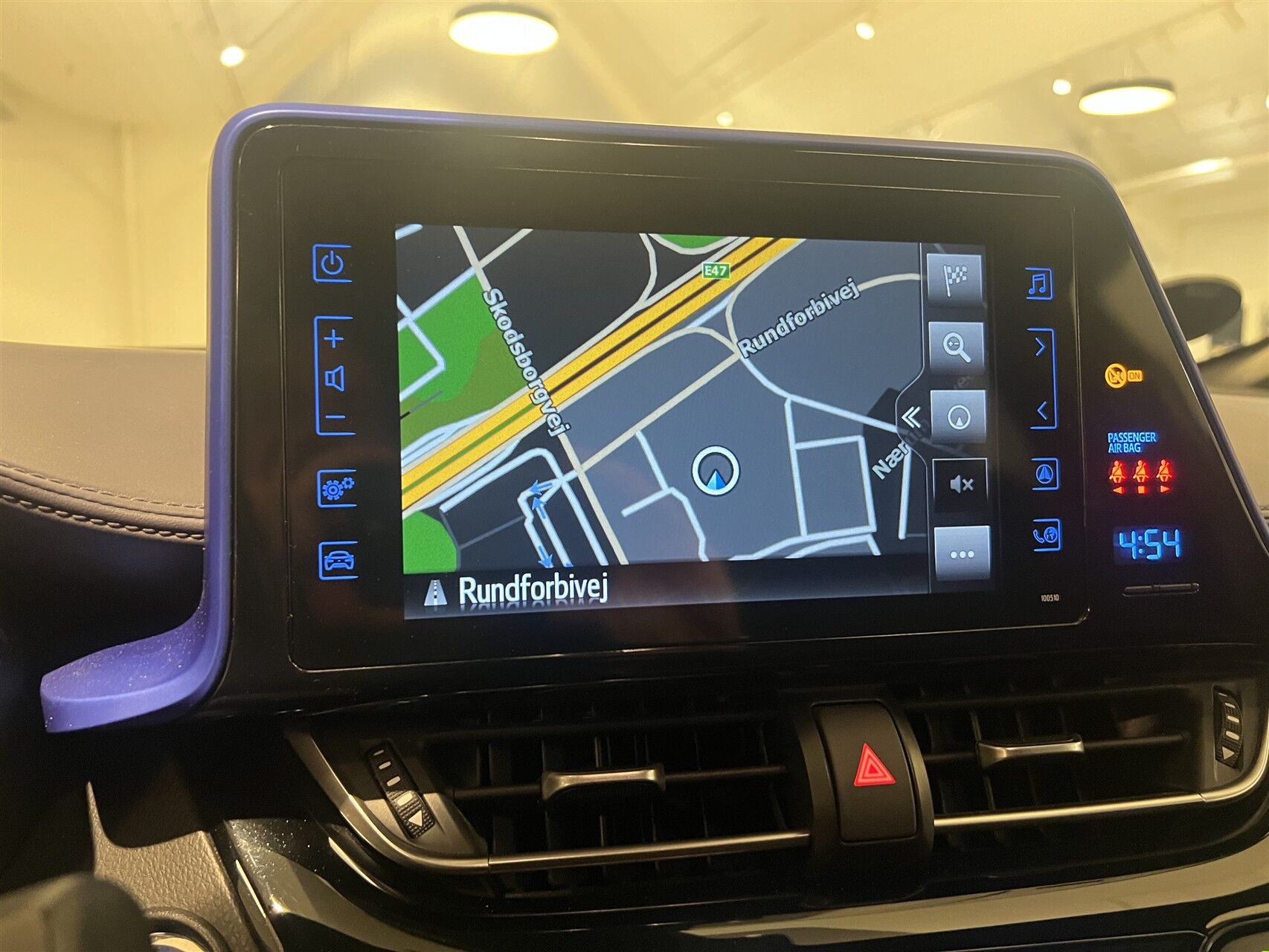 Billede af Toyota C-HR 1,8 Hybrid C-ULT Smart Multidrive S 122HK 5d Aut.