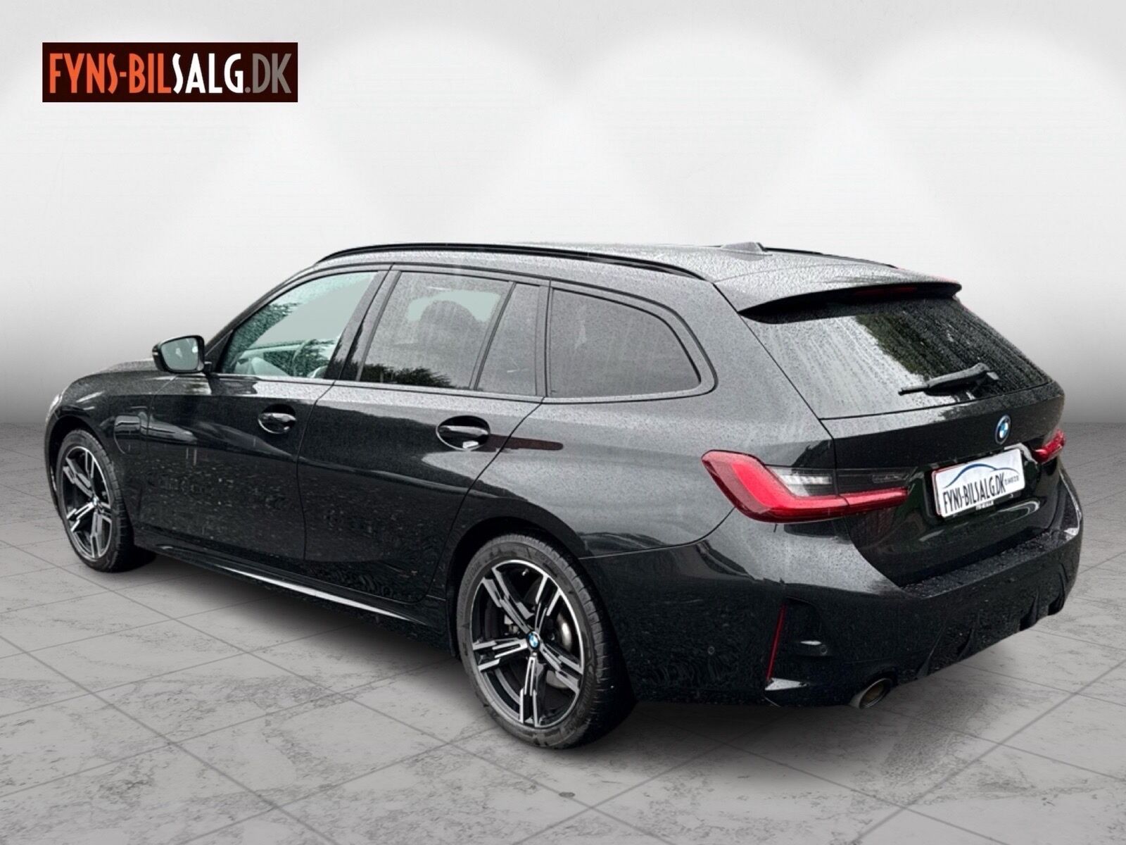 Billede af BMW 330e Touring 2,0 Plugin-hybrid M-Sport 292HK Stc 8g Aut.