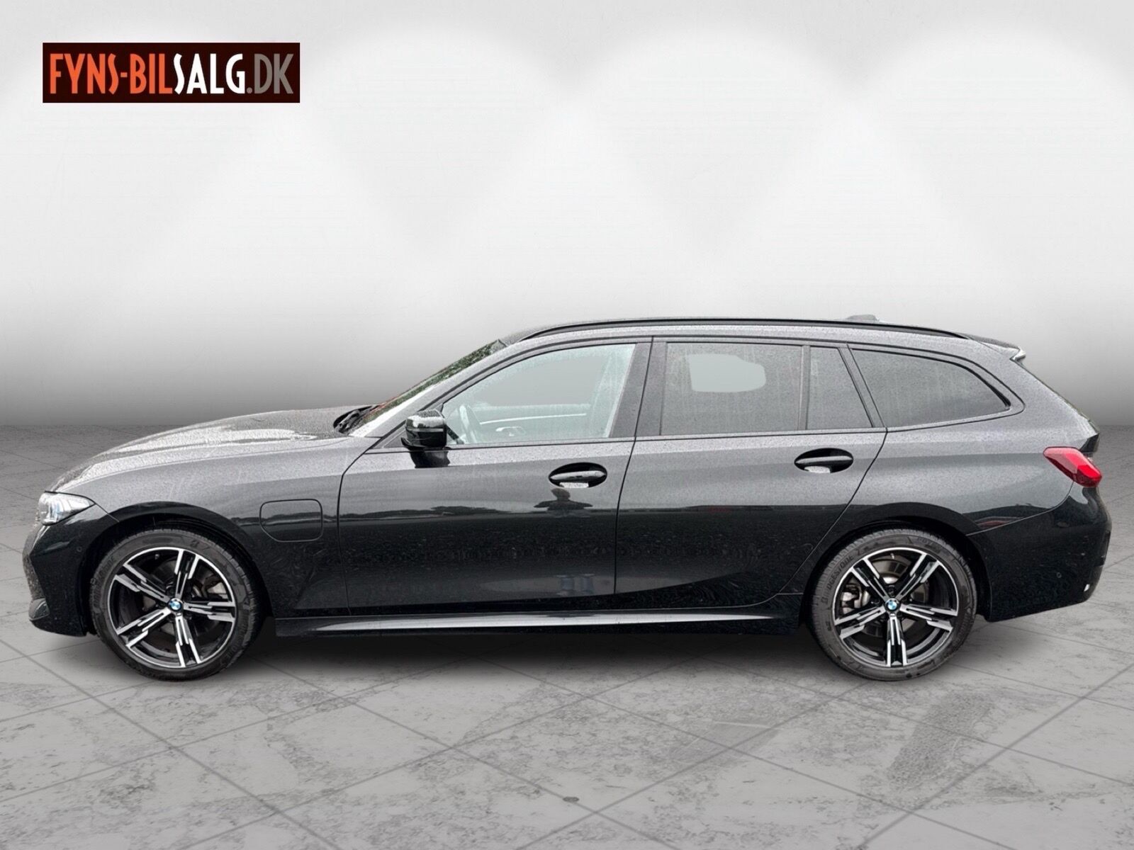 Billede af BMW 330e Touring 2,0 Plugin-hybrid M-Sport 292HK Stc 8g Aut.