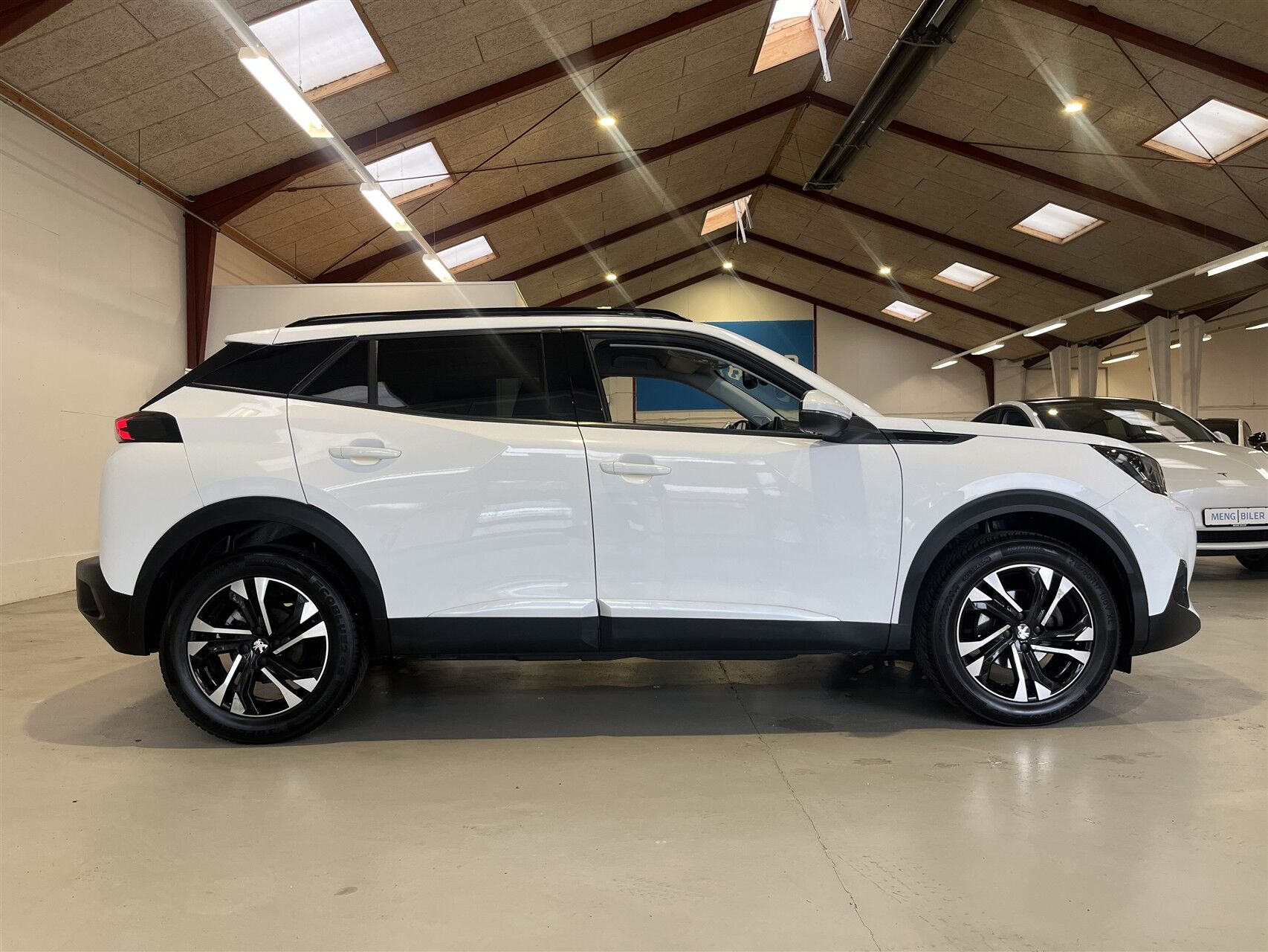 Billede af Peugeot 2008 1,2 PureTech Sportium EAT8 130HK 5d 8g Aut.