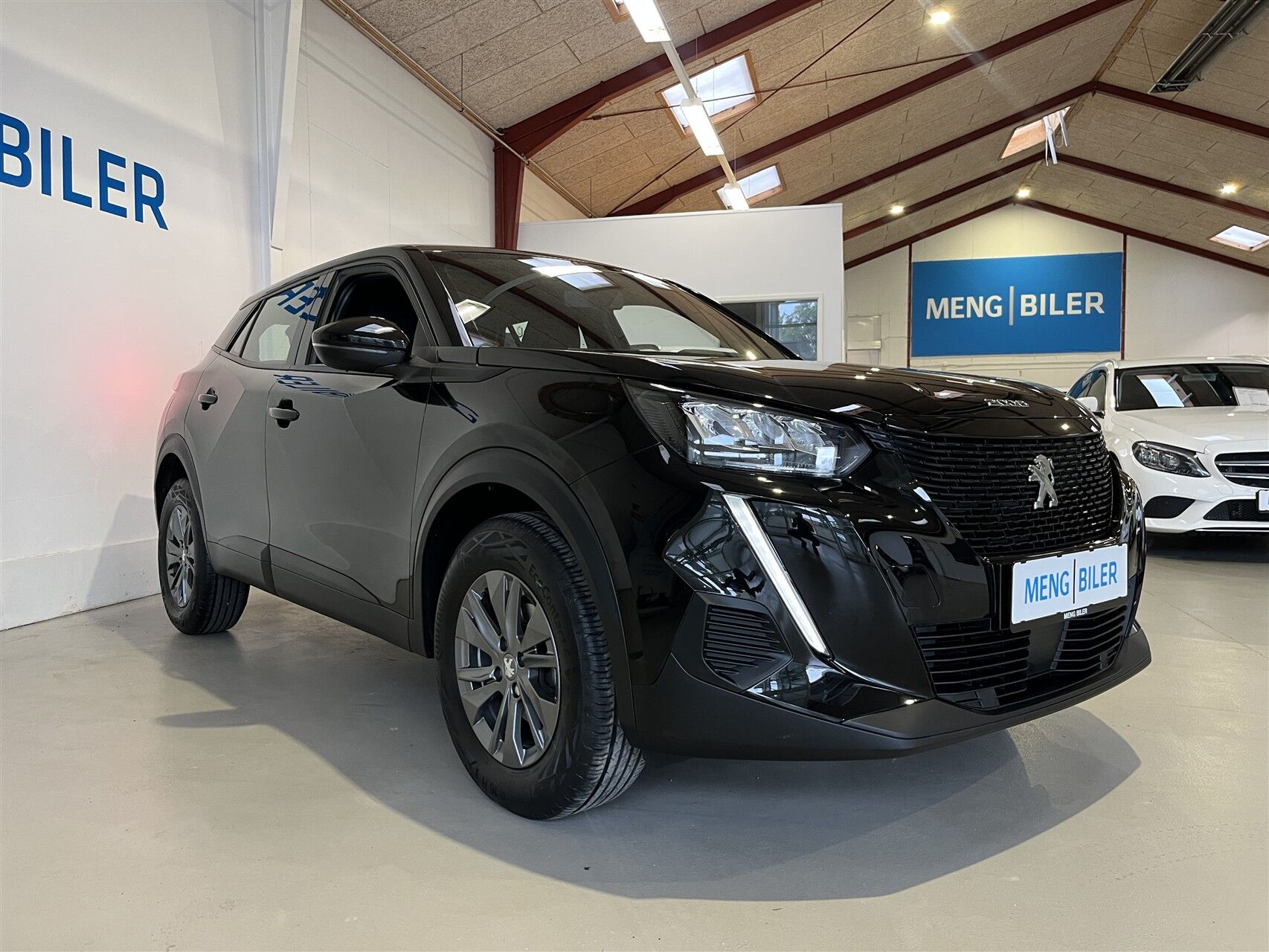 Billede af Peugeot 2008 1,2 PureTech Vision Pack EAT8 130HK 5d 8g Aut.