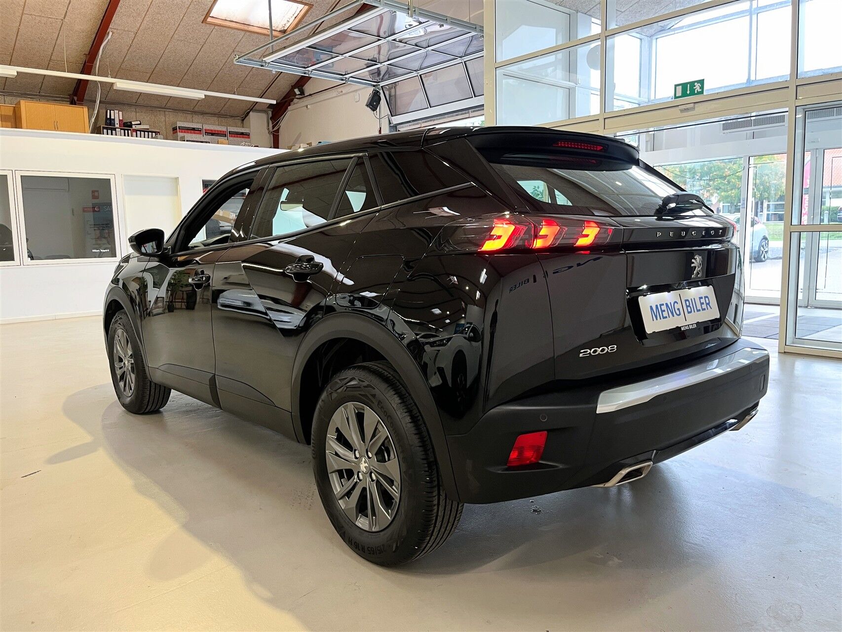 Billede af Peugeot 2008 1,2 PureTech Vision Pack EAT8 130HK 5d 8g Aut.