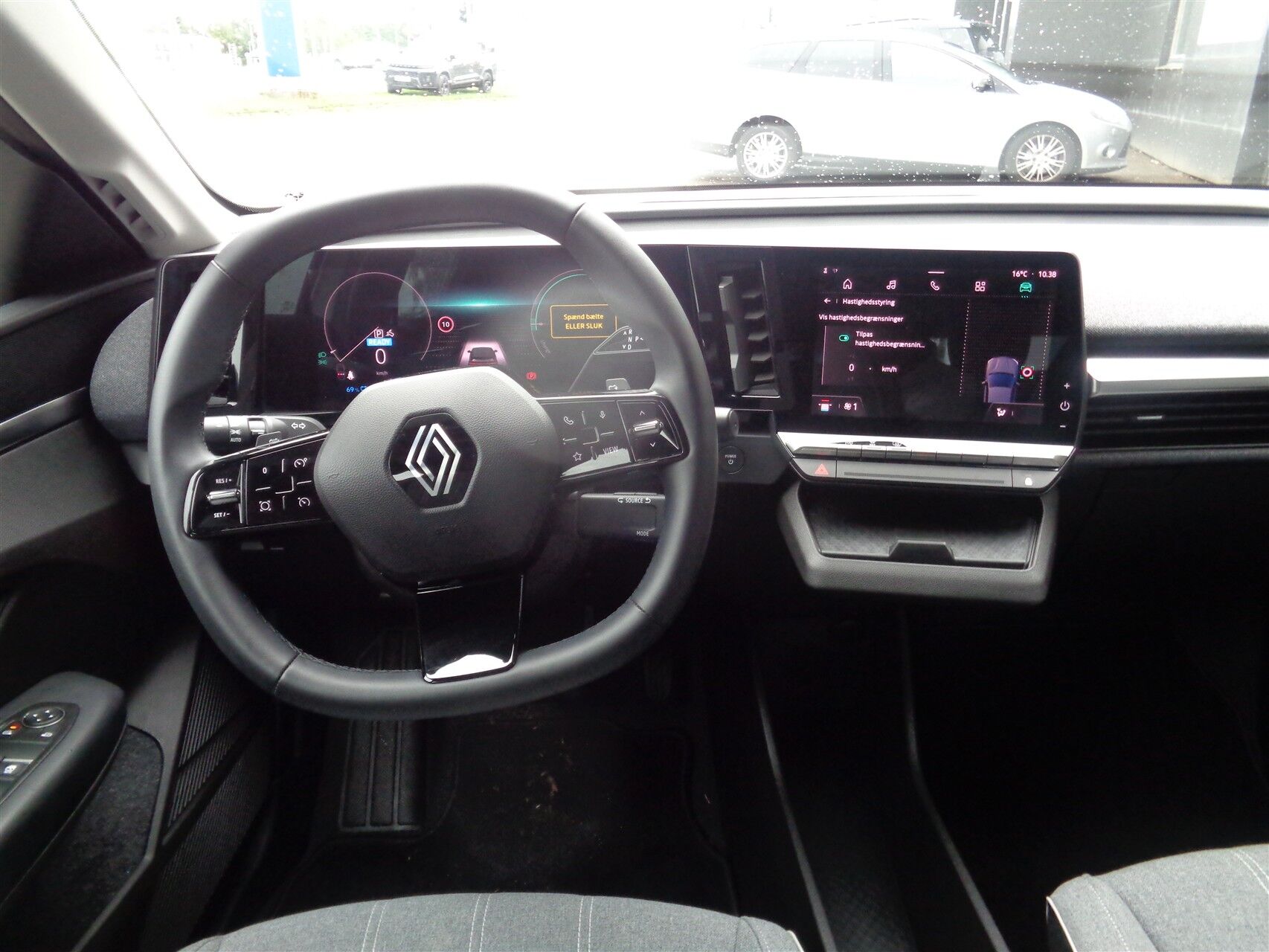 Billede af Renault Mégane E-TECH Equilibre 130HK 5d Aut.