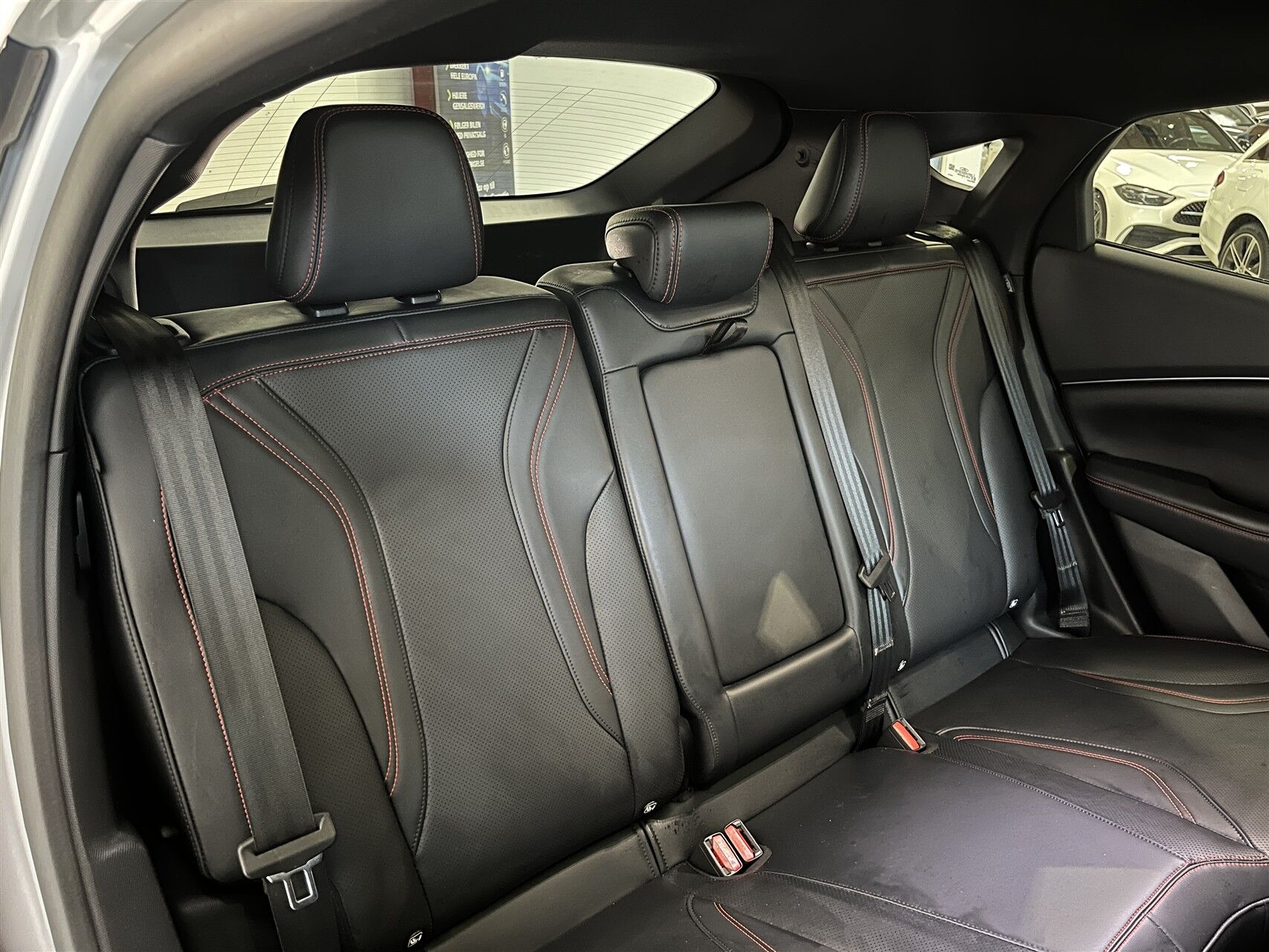Billede af Ford Mustang Mach-E EL SR Premium AWD 371HK 5d Aut.