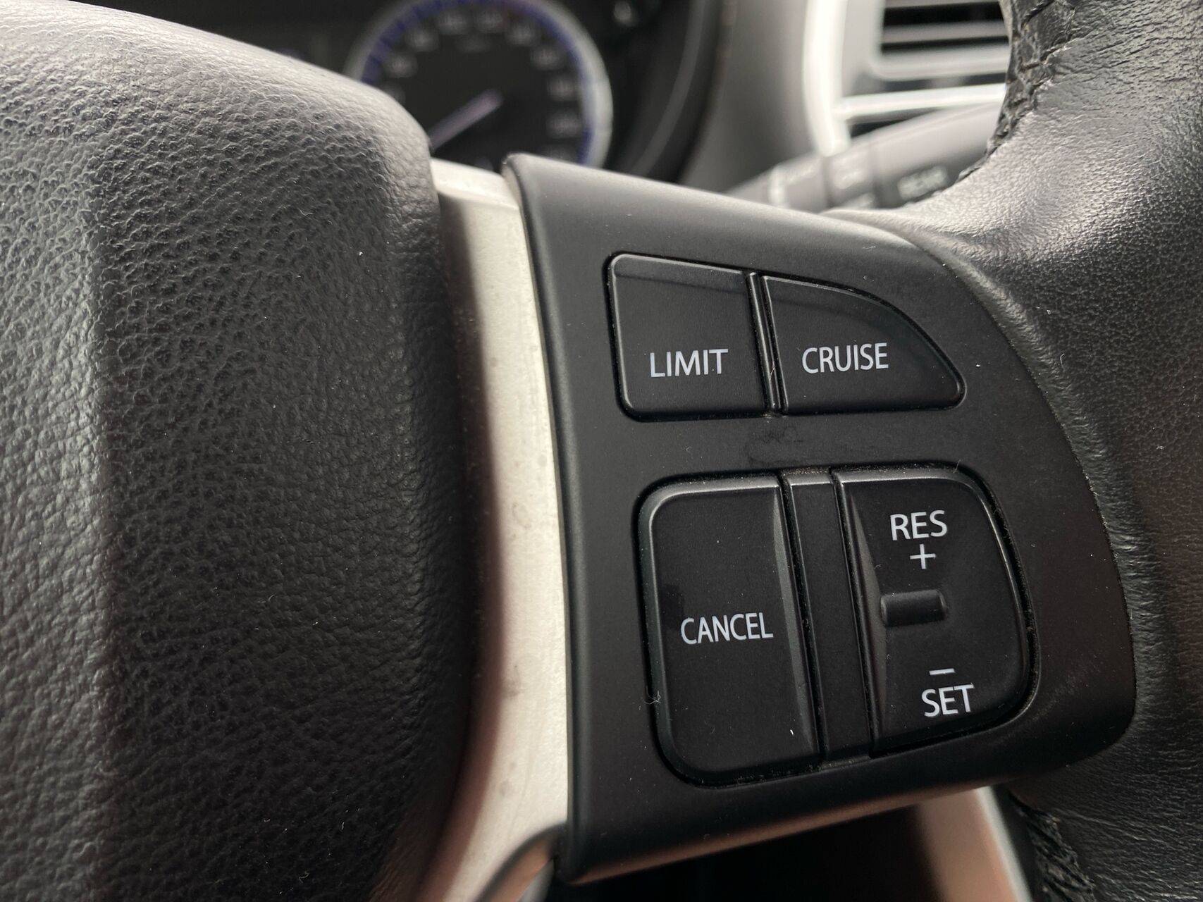 Billede af Suzuki S-Cross 1,0 Boosterjet Active 112HK 5d