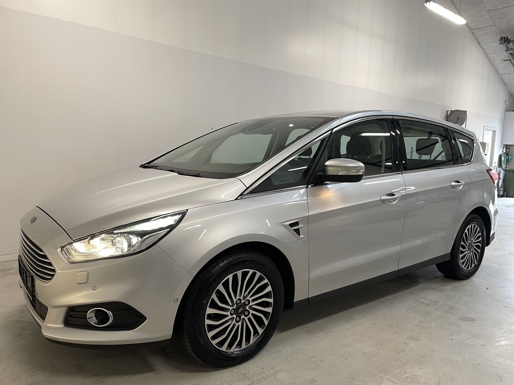Billede af Ford S-Max 2,0 EcoBlue Titanium 190HK 8g Aut.