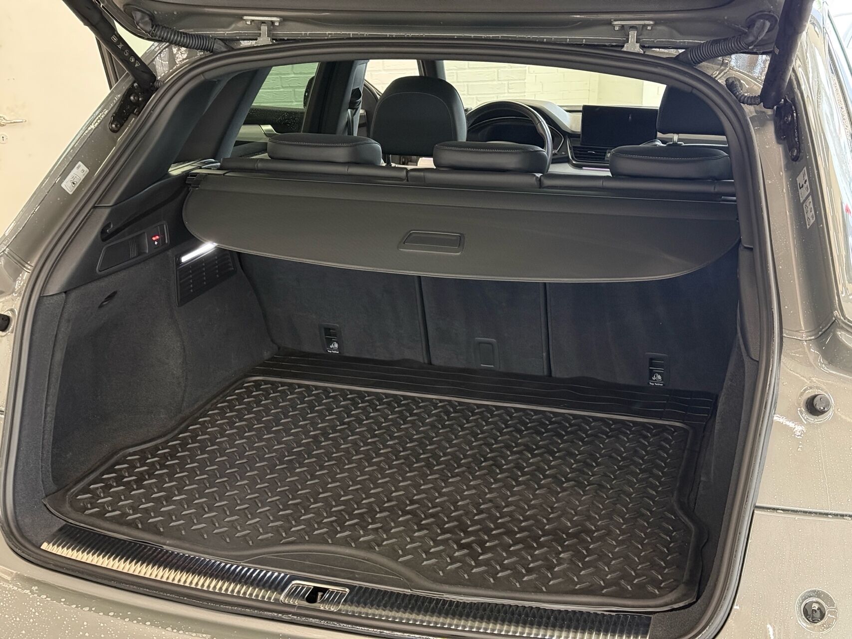 Billede af Audi Q5 2,0 50 TFSI e  Plugin-hybrid S Line Quattro S Tron 299HK 5d 7g Aut.