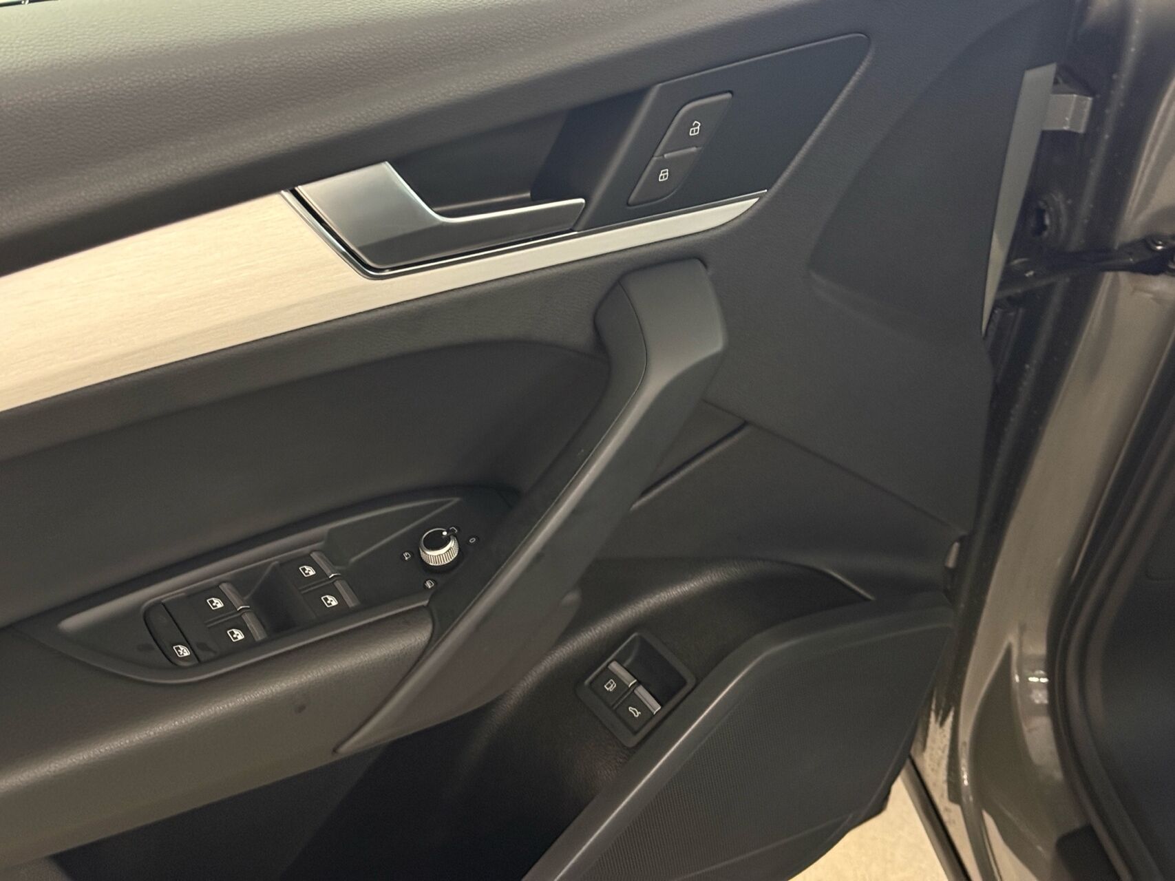 Billede af Audi Q5 2,0 50 TFSI e  Plugin-hybrid S Line Quattro S Tron 299HK 5d 7g Aut.