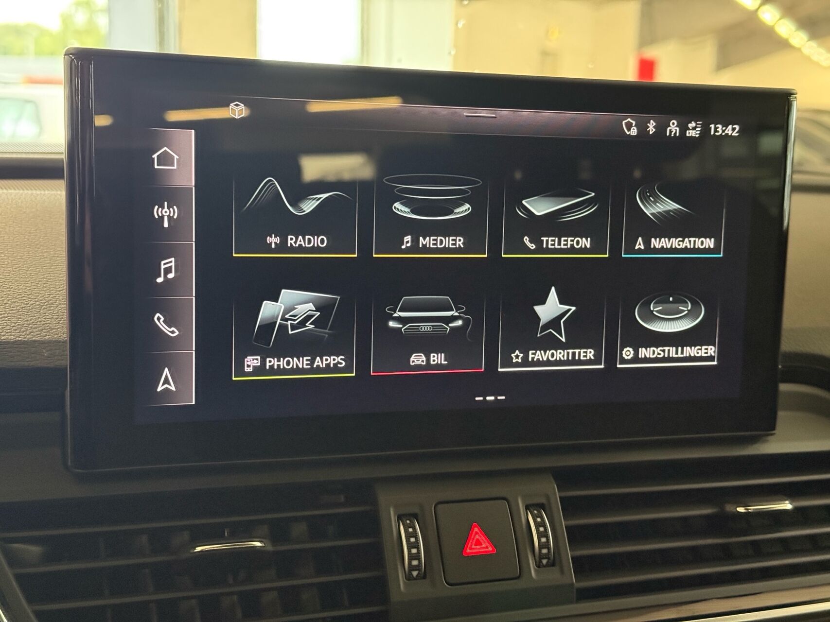 Billede af Audi Q5 2,0 50 TFSI e  Plugin-hybrid S Line Quattro S Tron 299HK 5d 7g Aut.