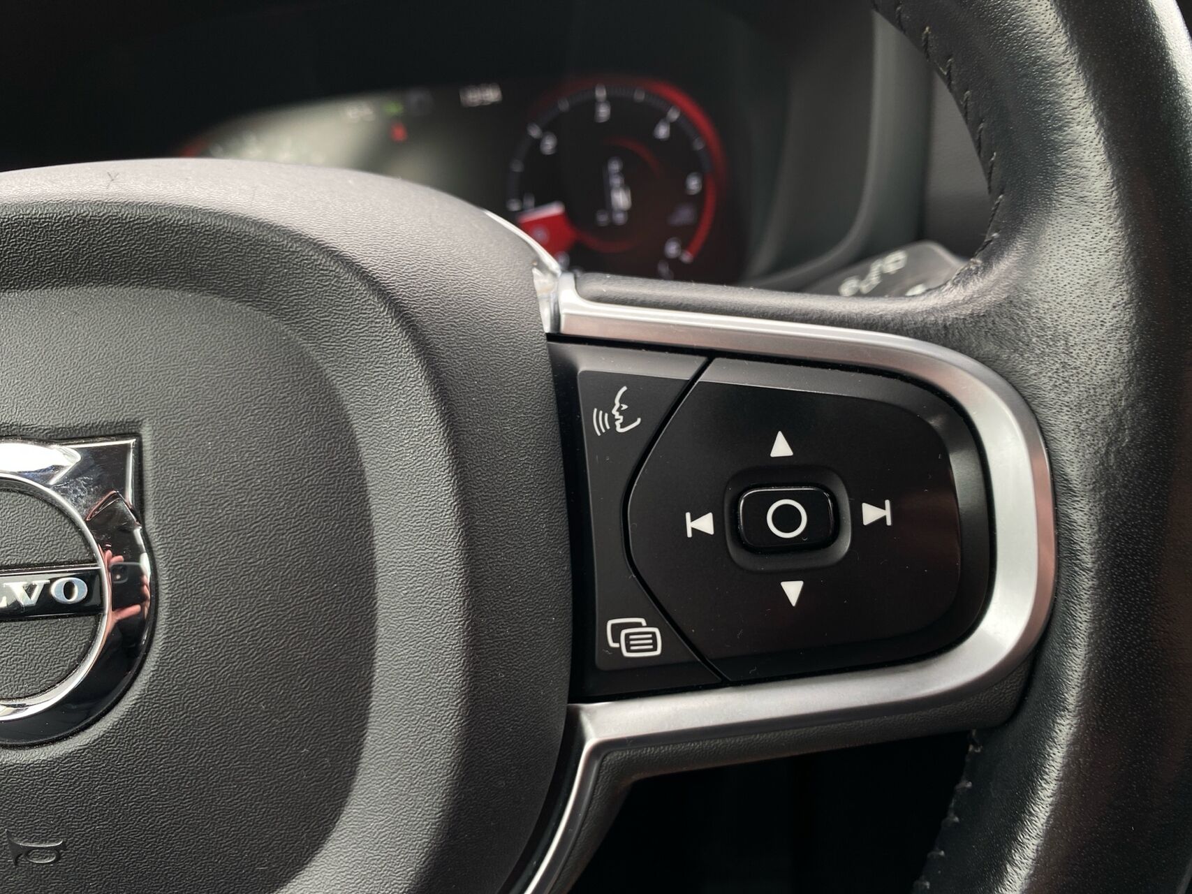 Billede af Volvo V60 2,0 D4 Momentum 190HK Stc 8g Aut.