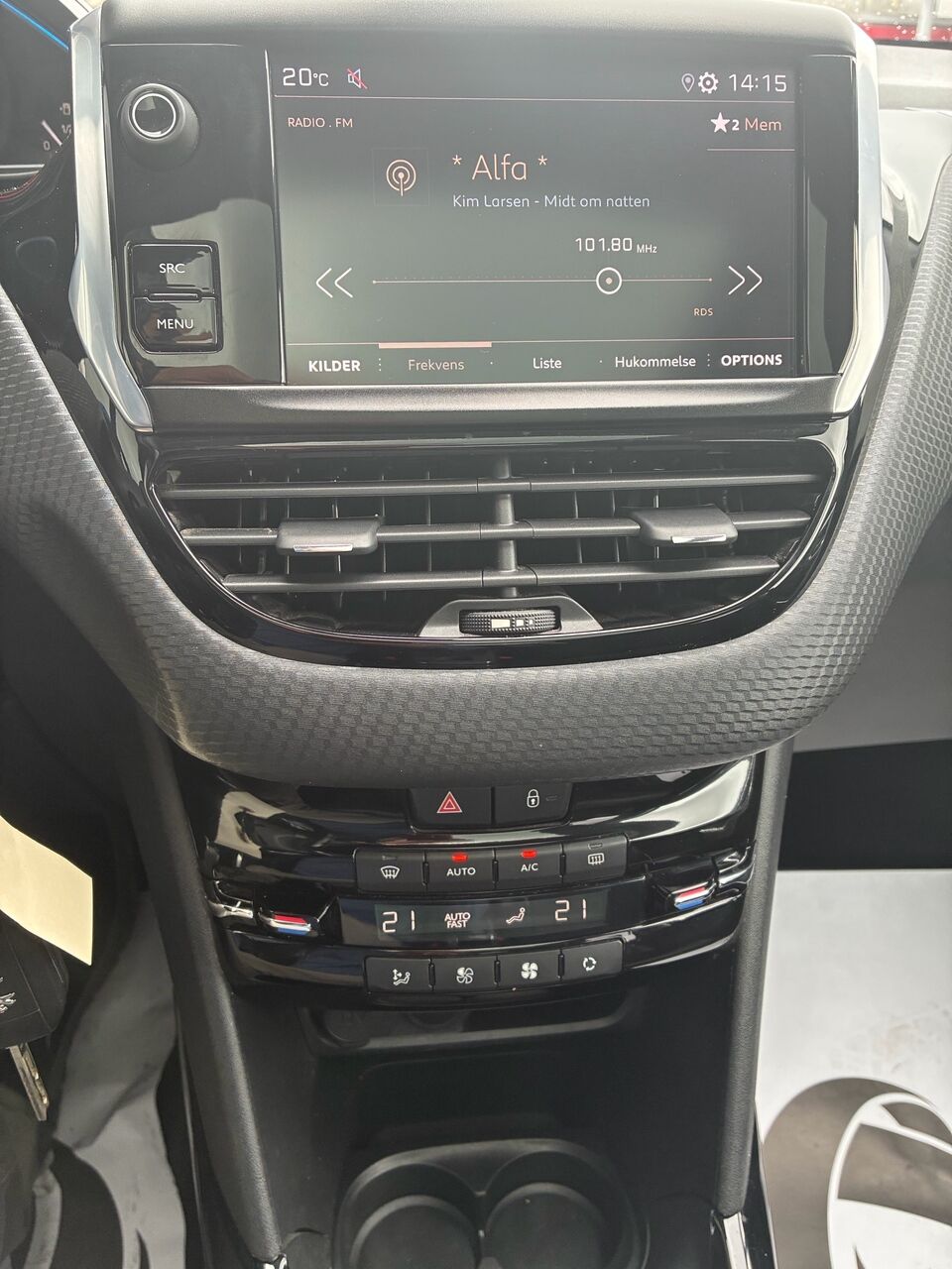 Billede af Peugeot 2008 1,5 BlueHDi Prestige 100HK 5d