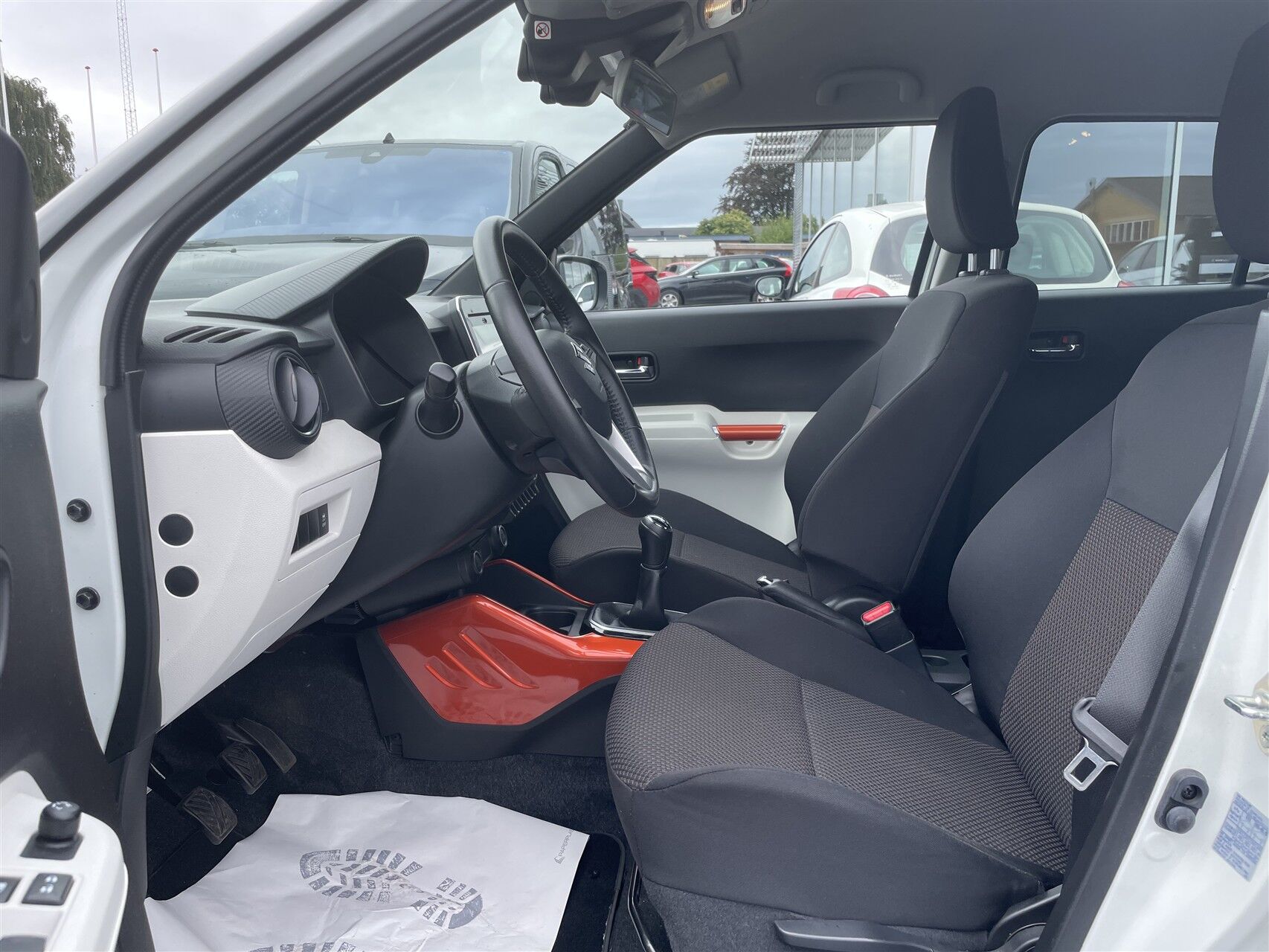 Billede af Suzuki Ignis 1,2 Dualjet 16V Adventure 90HK 5d
