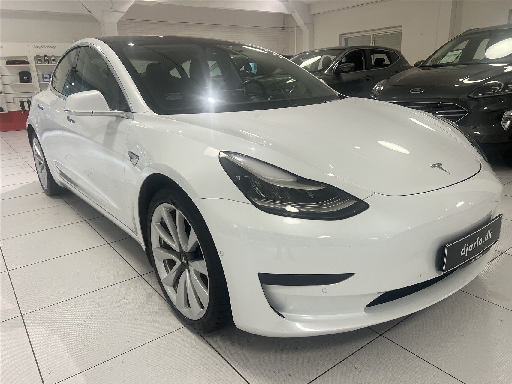 Billede af Tesla Model 3 EL Standard Range Plus 325HK Aut.