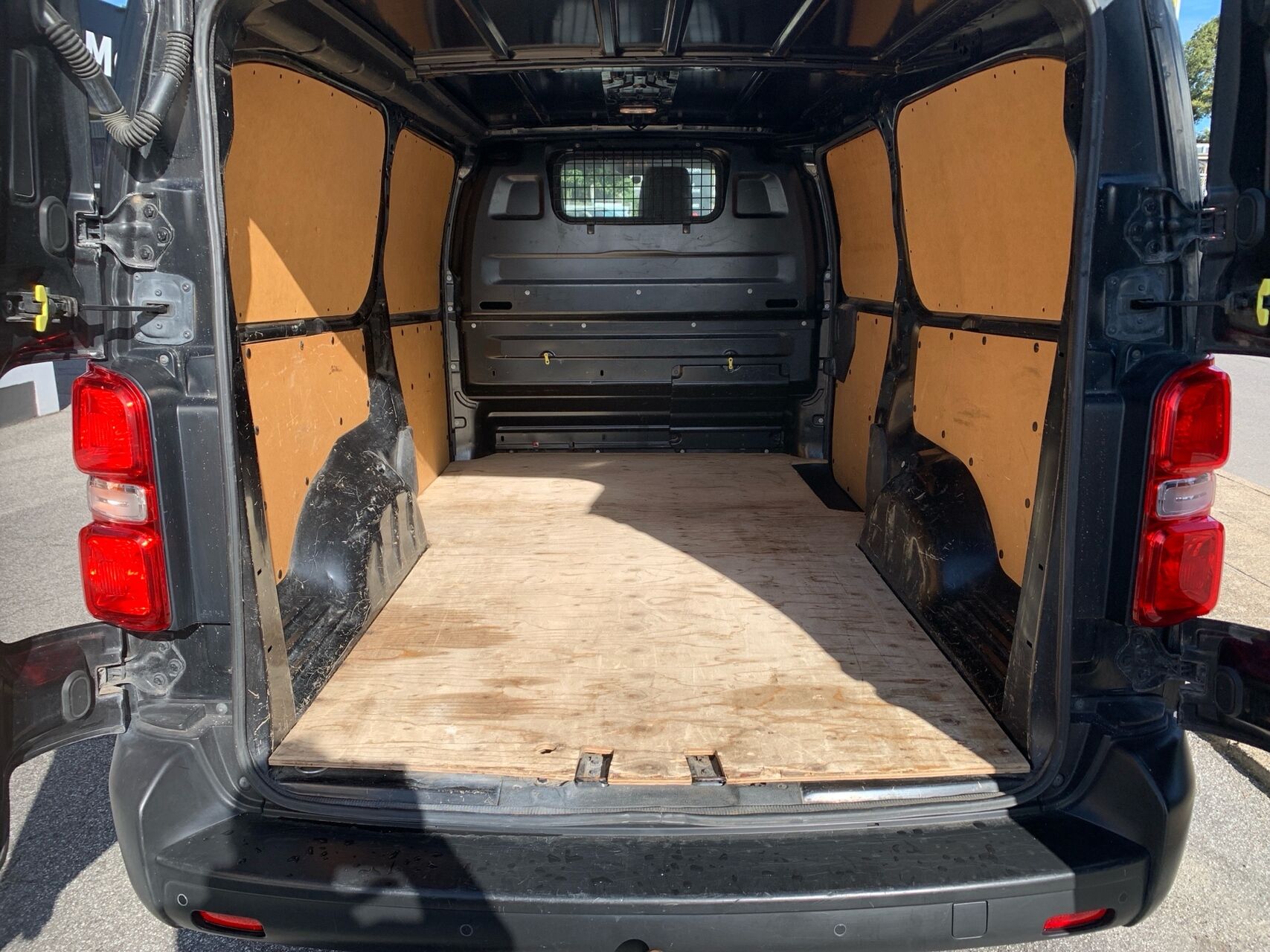 Billede af Toyota Proace Medium 2,0 D Comfort m/bagklap 120HK Van 6g