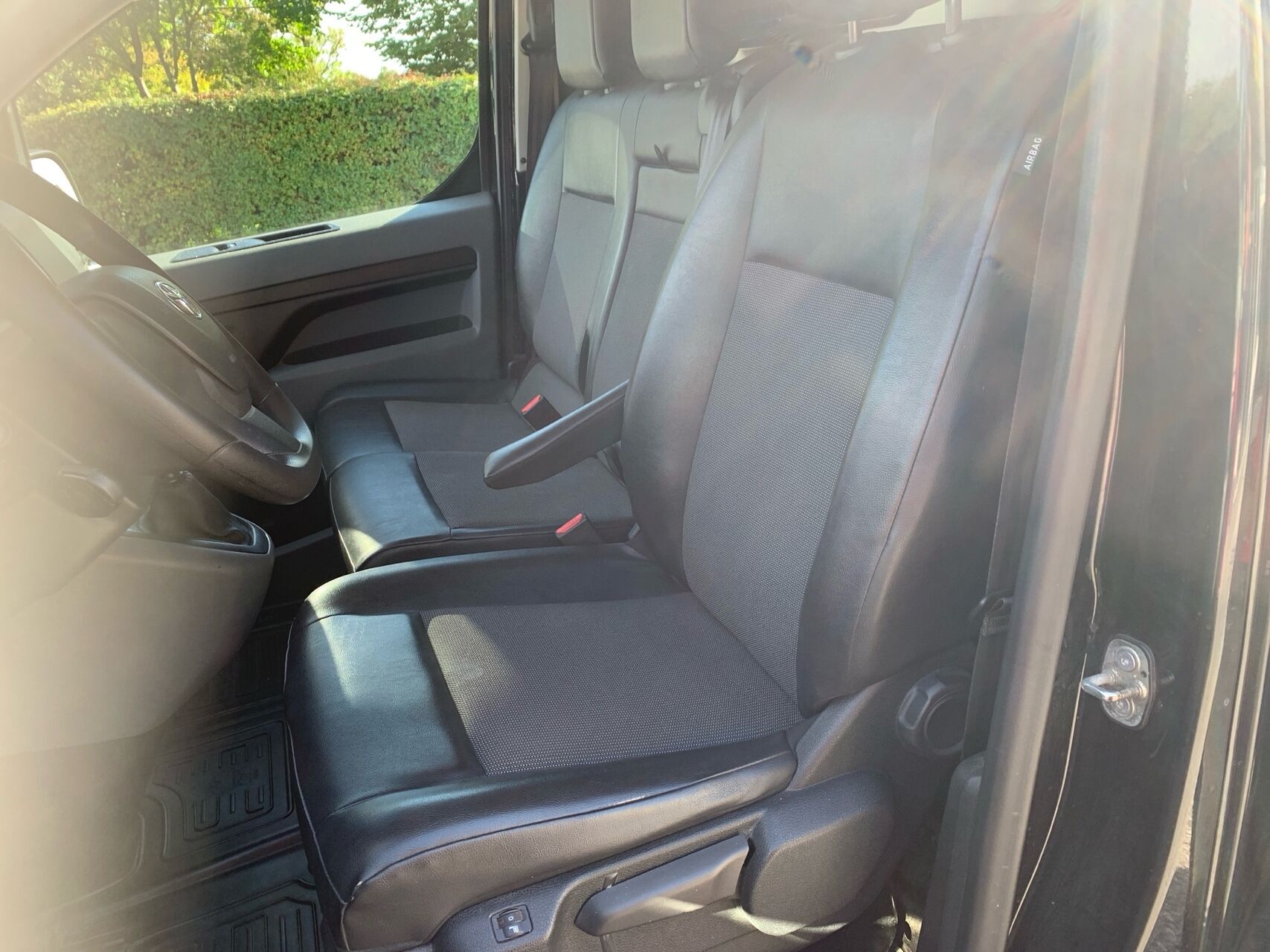 Billede af Toyota Proace Medium 2,0 D Comfort m/bagklap 120HK Van 6g