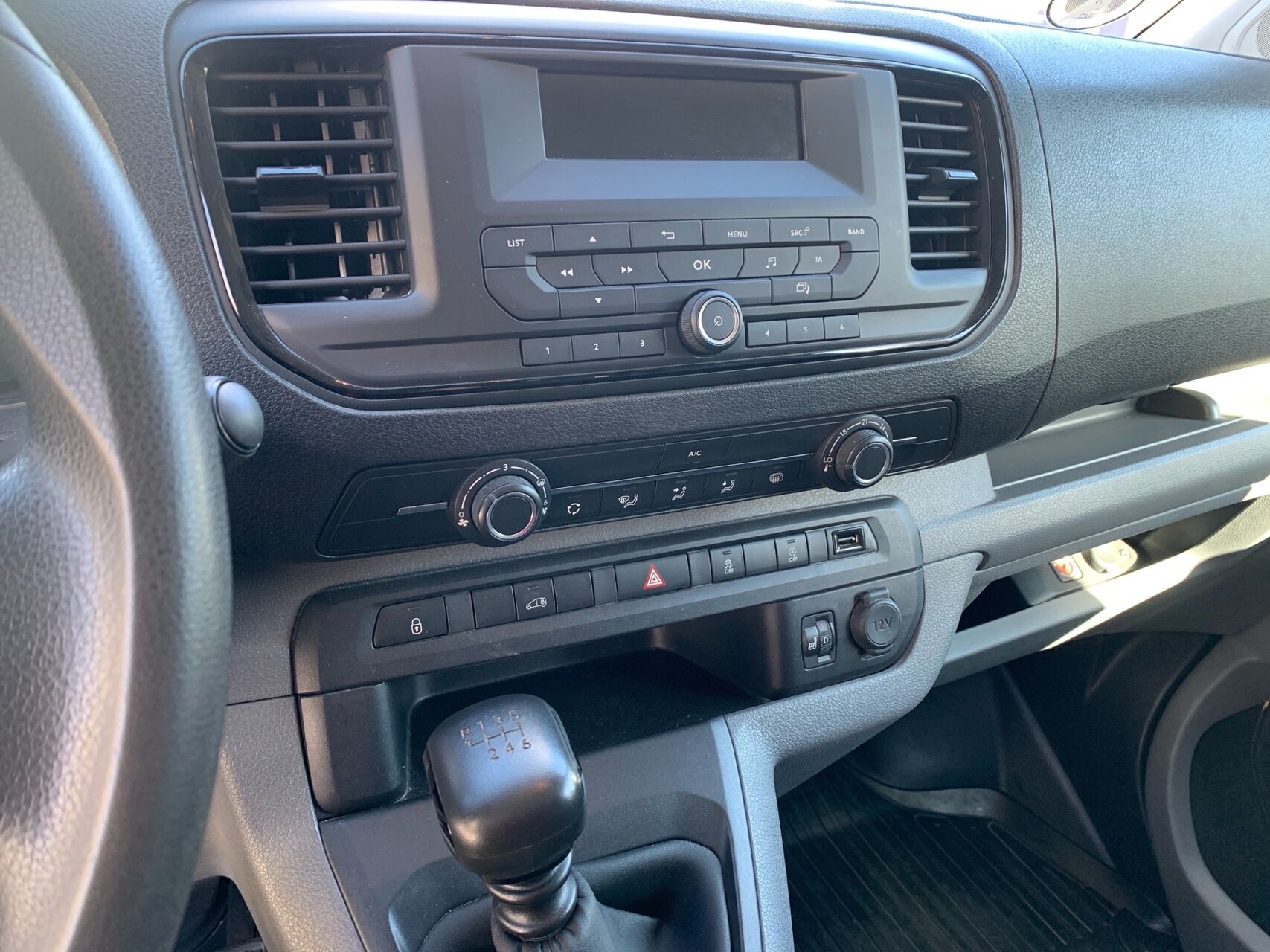 Billede af Toyota Proace Medium 2,0 D Comfort m/bagklap 120HK Van 6g