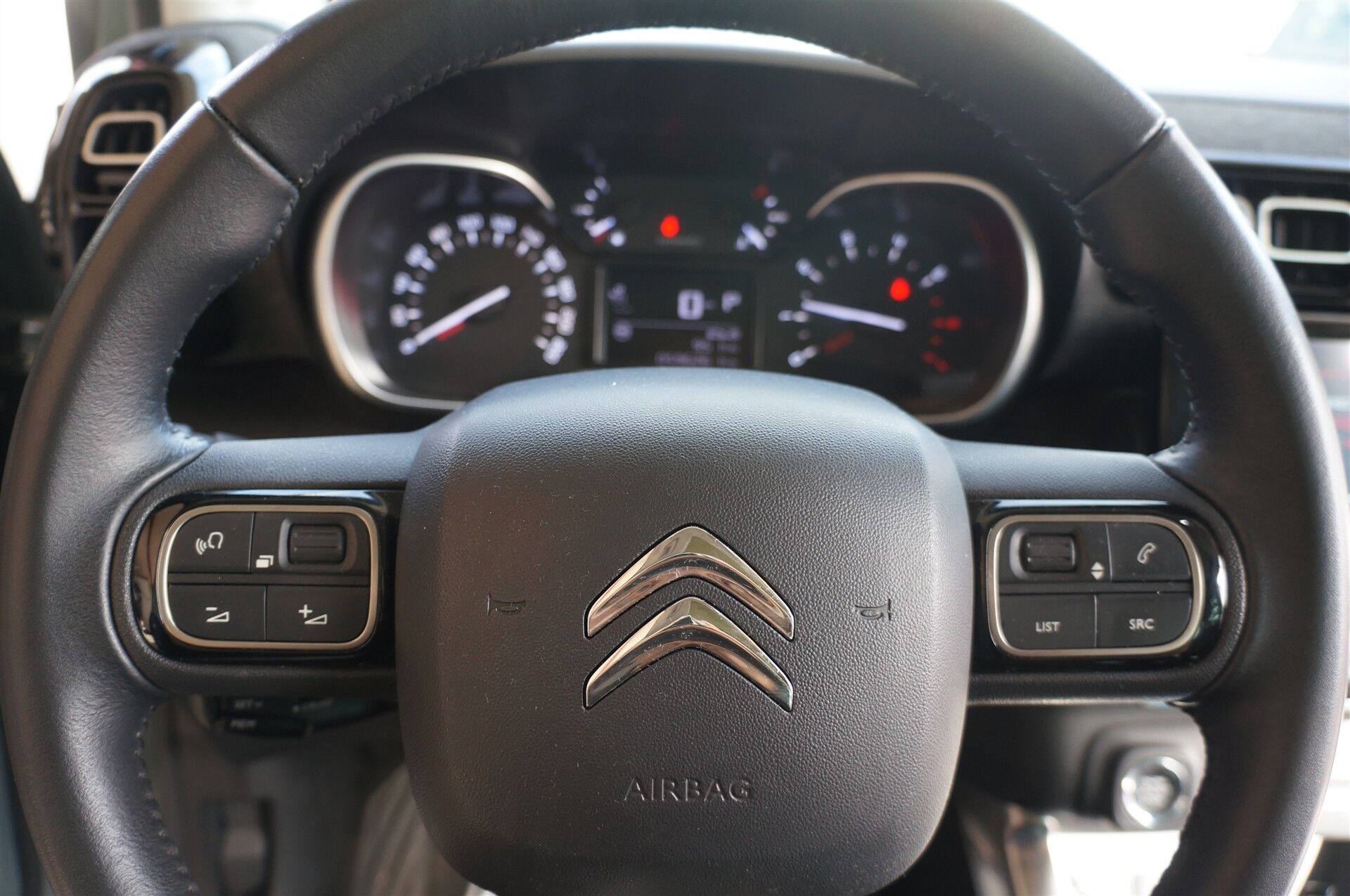 Billede af Citroën C3 Aircross 1,2 PureTech Shine Sport EAT6 130HK 5d 6g Aut.
