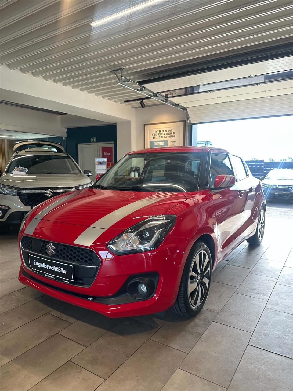 Billede af Suzuki Swift 1,2 Dualjet  Mild hybrid Exclusive Xtra 90HK 5d