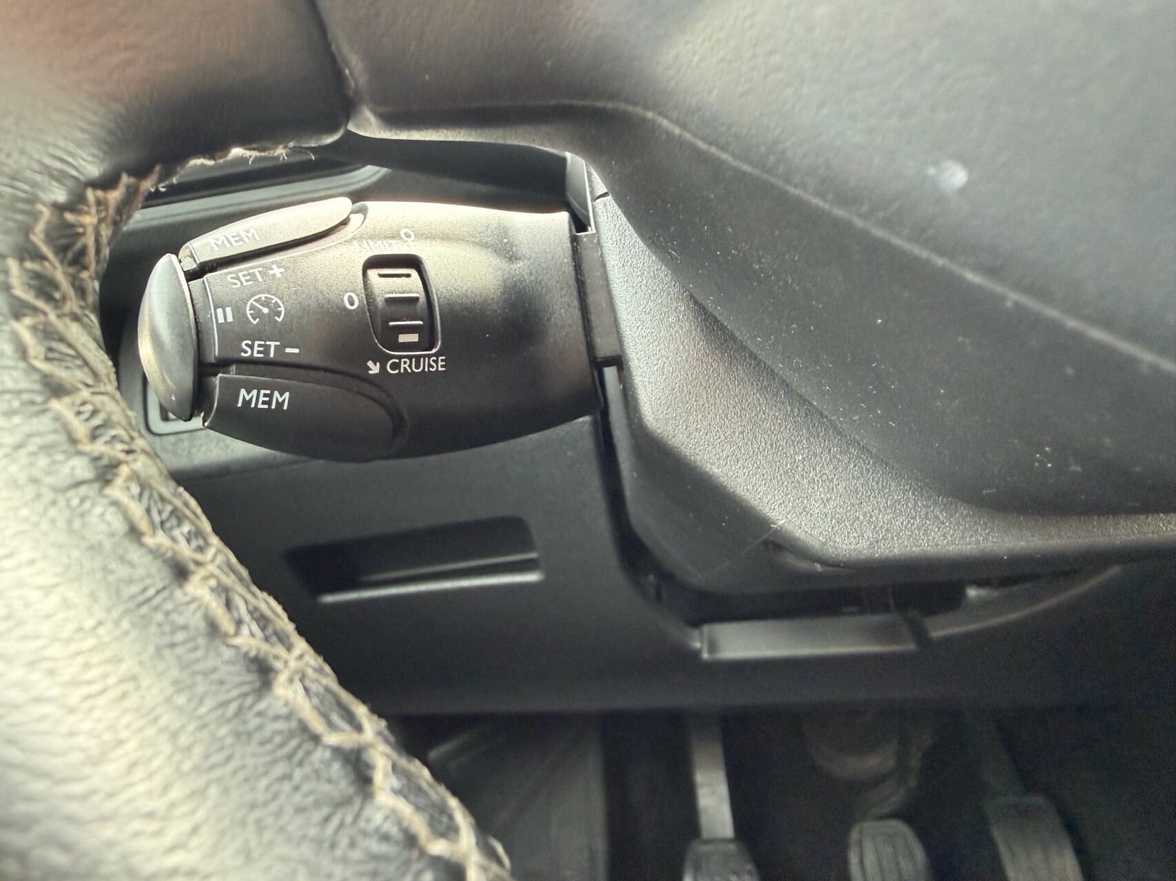 Billede af Peugeot 3008 1,2 PureTech Strike 130HK 5d 6g