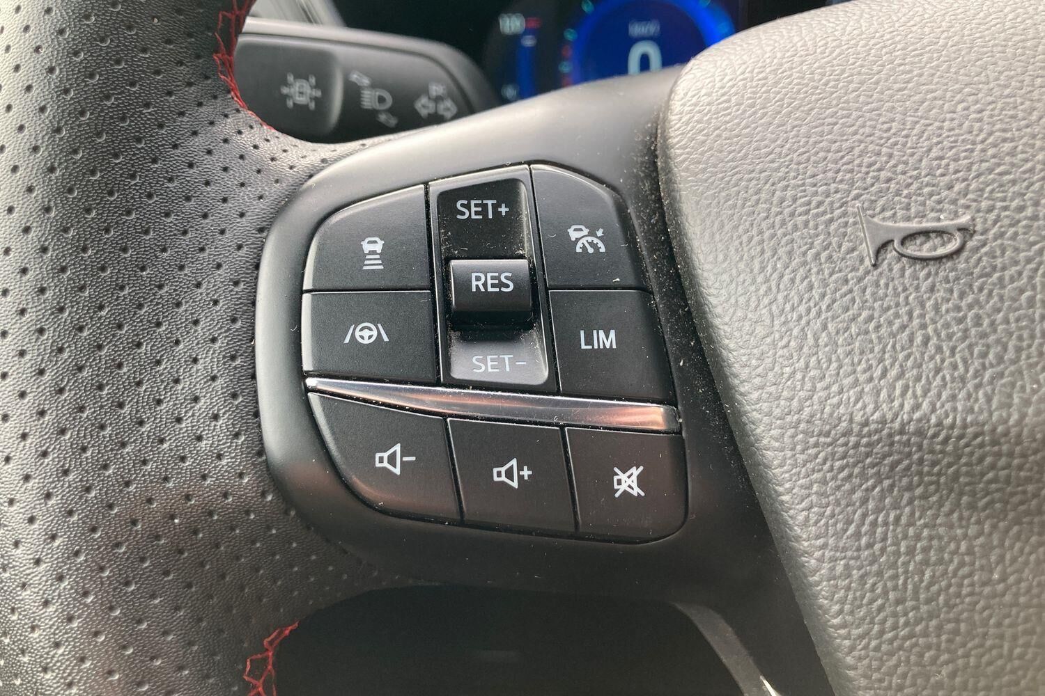 Billede af Ford Kuga 2,5 Plugin-hybrid ST-Line X CVT 225HK 5d Trinl. Gear
