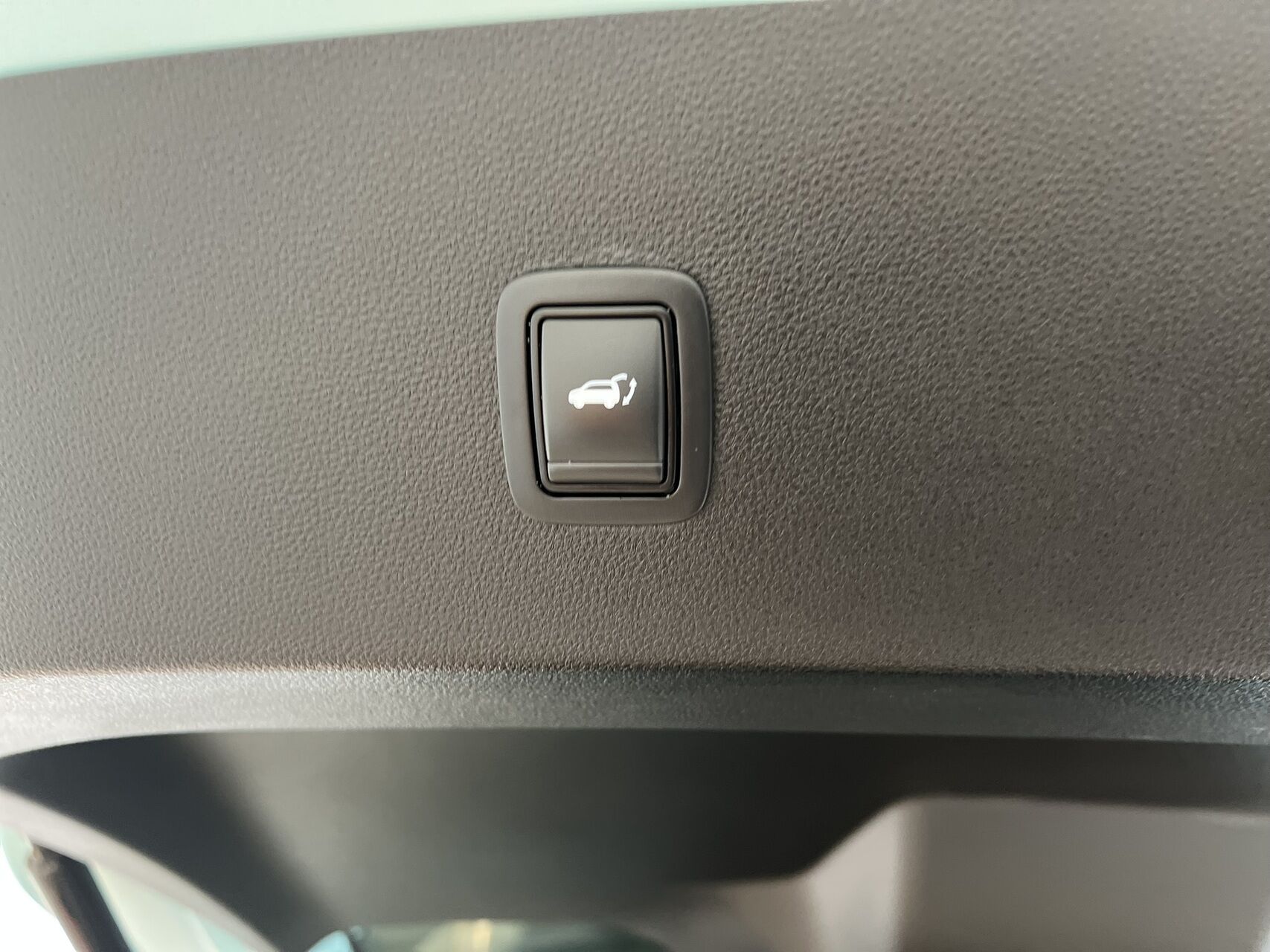 Billede af Renault 4 EL Techno 150HK 5d Aut.