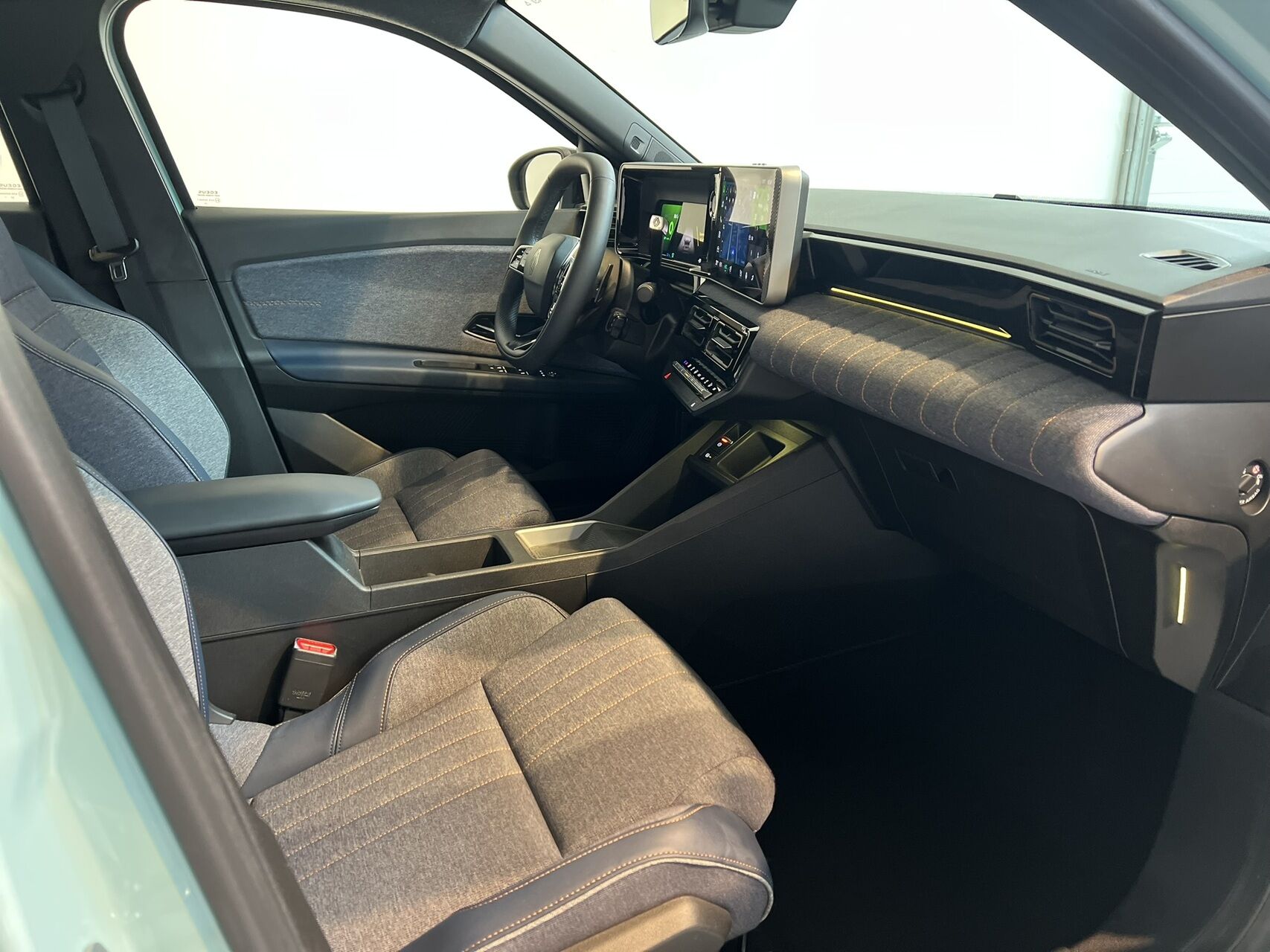 Billede af Renault 4 EL Techno 150HK 5d Aut.