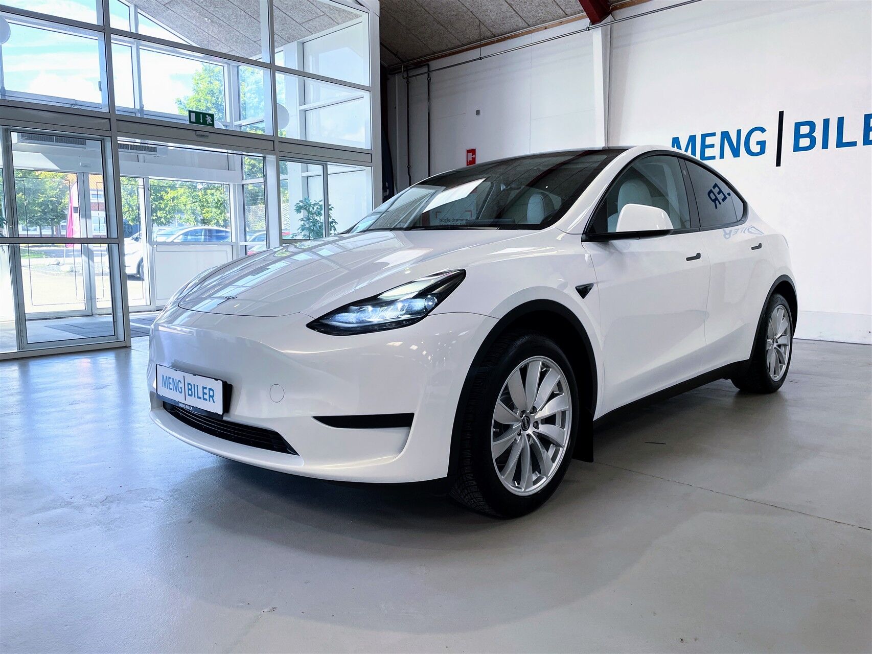 Billede af Tesla Model Y EL RWD 299HK 5d Aut.
