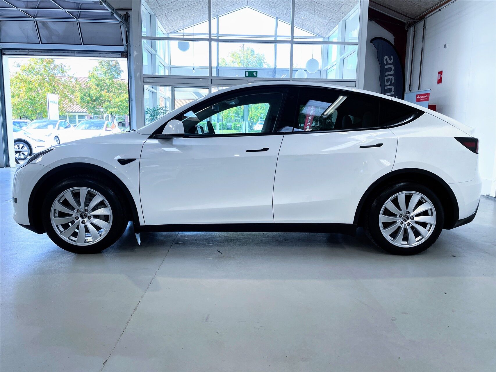 Billede af Tesla Model Y EL RWD 299HK 5d Aut.